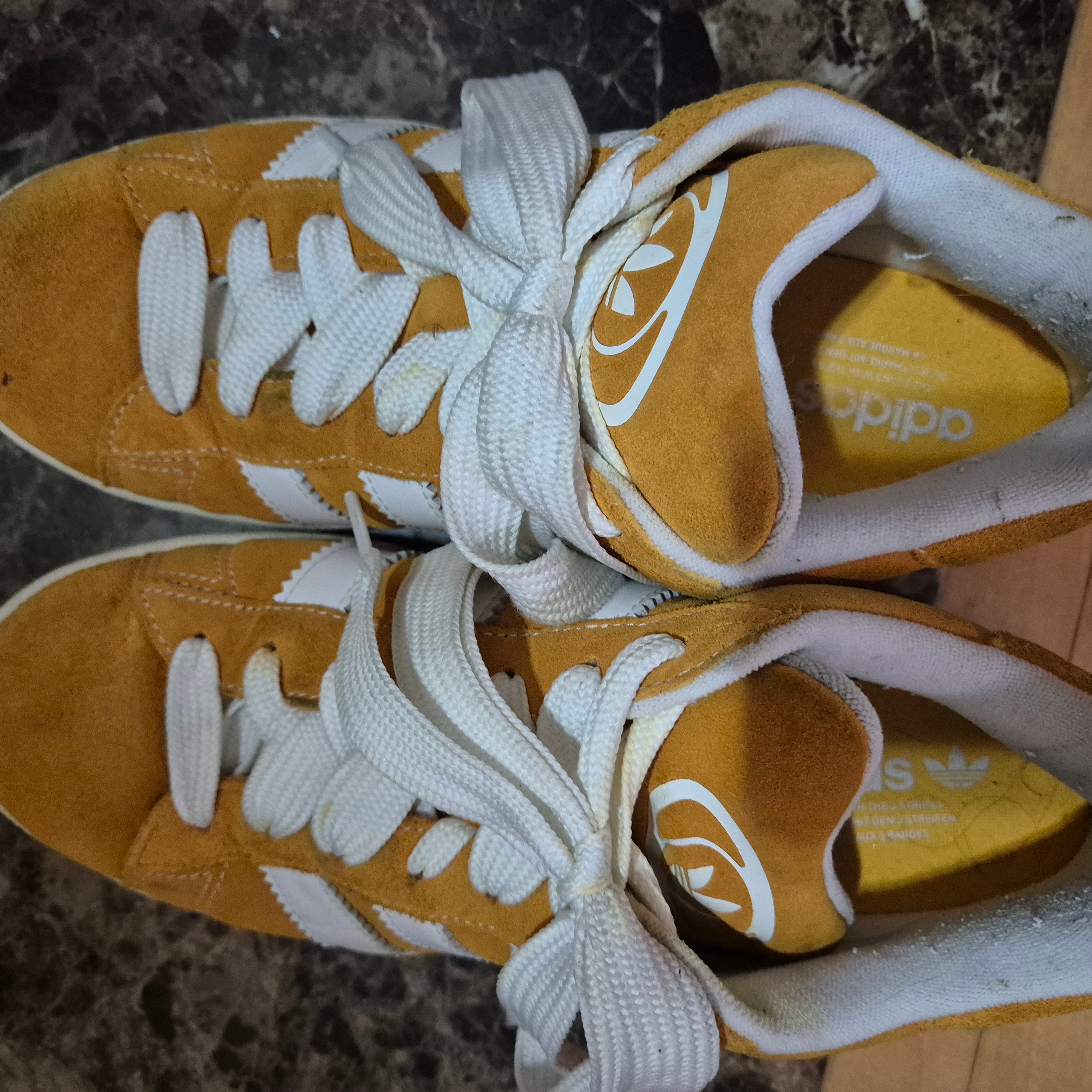 Adidas Campus 00s Pantone White 착용 스타일