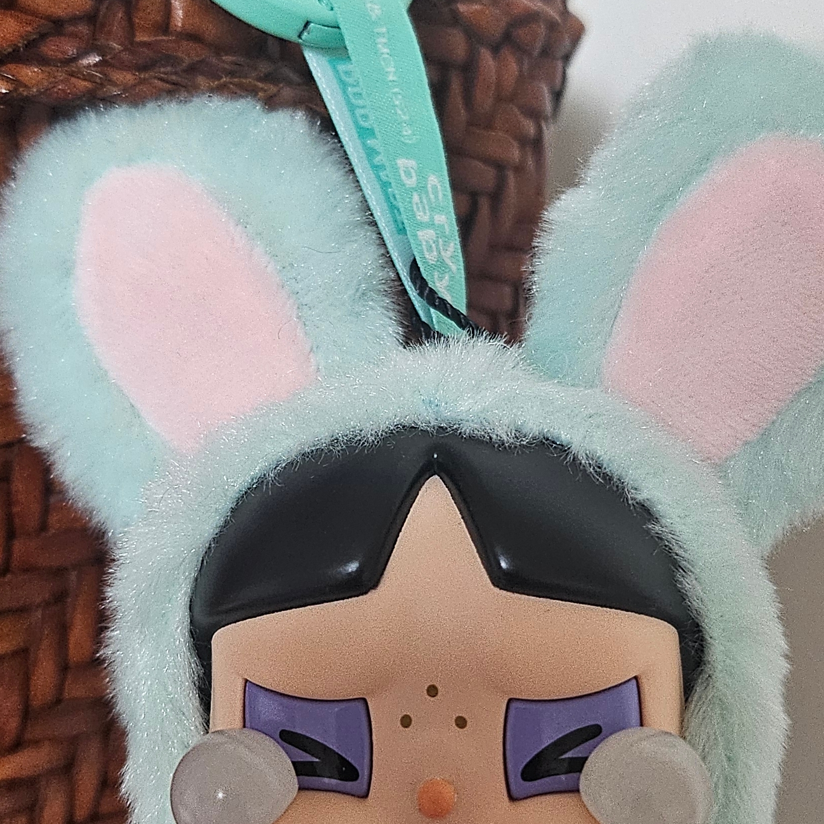 Pop Mart Crybaby x Powerpuff Girls Series Keyring Bunny Buttercup (Opened Case) 착용 스타일
