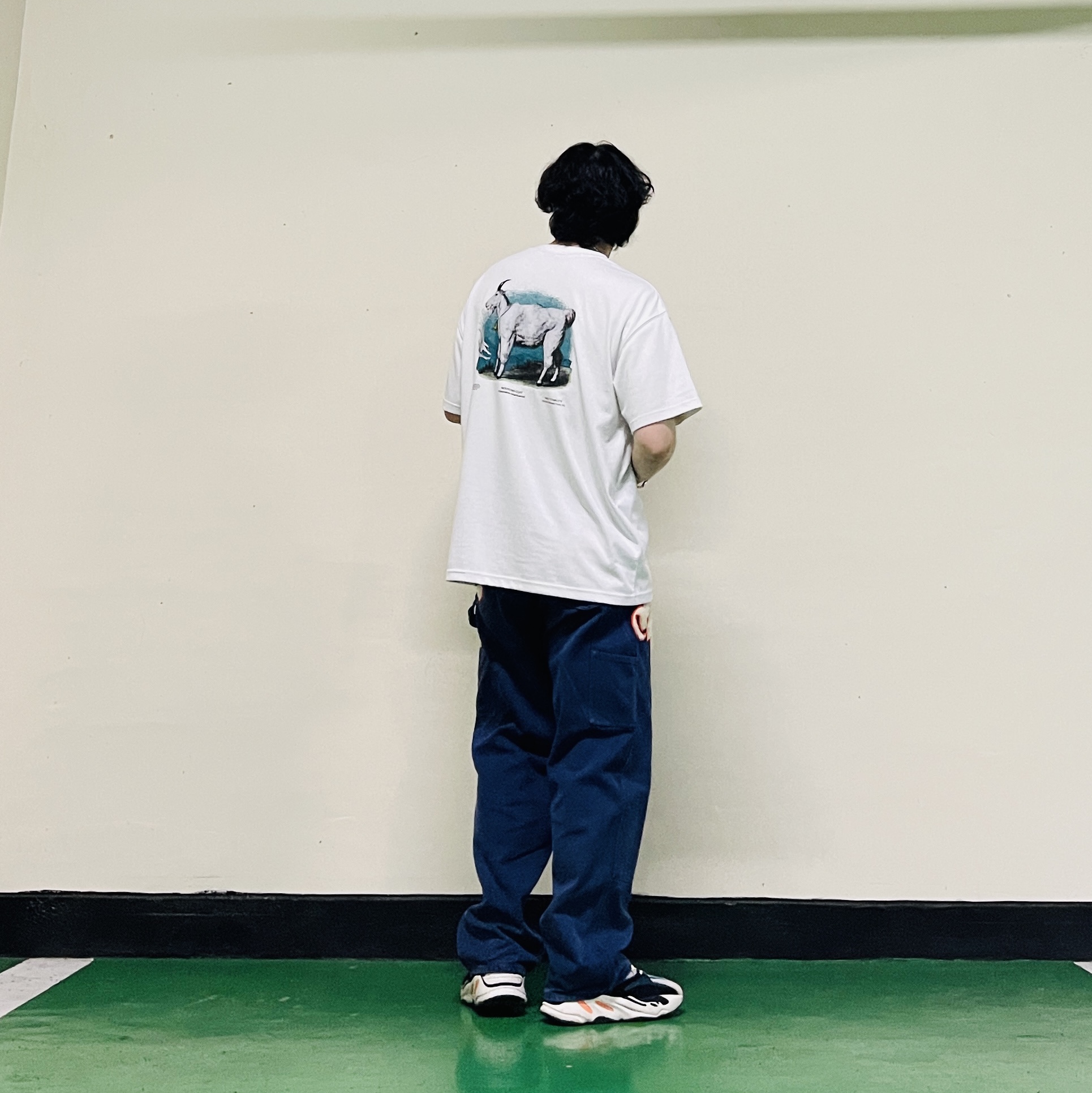 Nike ACG Dri-Fit T-Shirt Summit White - Asia, Supreme Old English Canvas Double Knee Painter Pant Navy - 25SS 착용 스타일 - 2