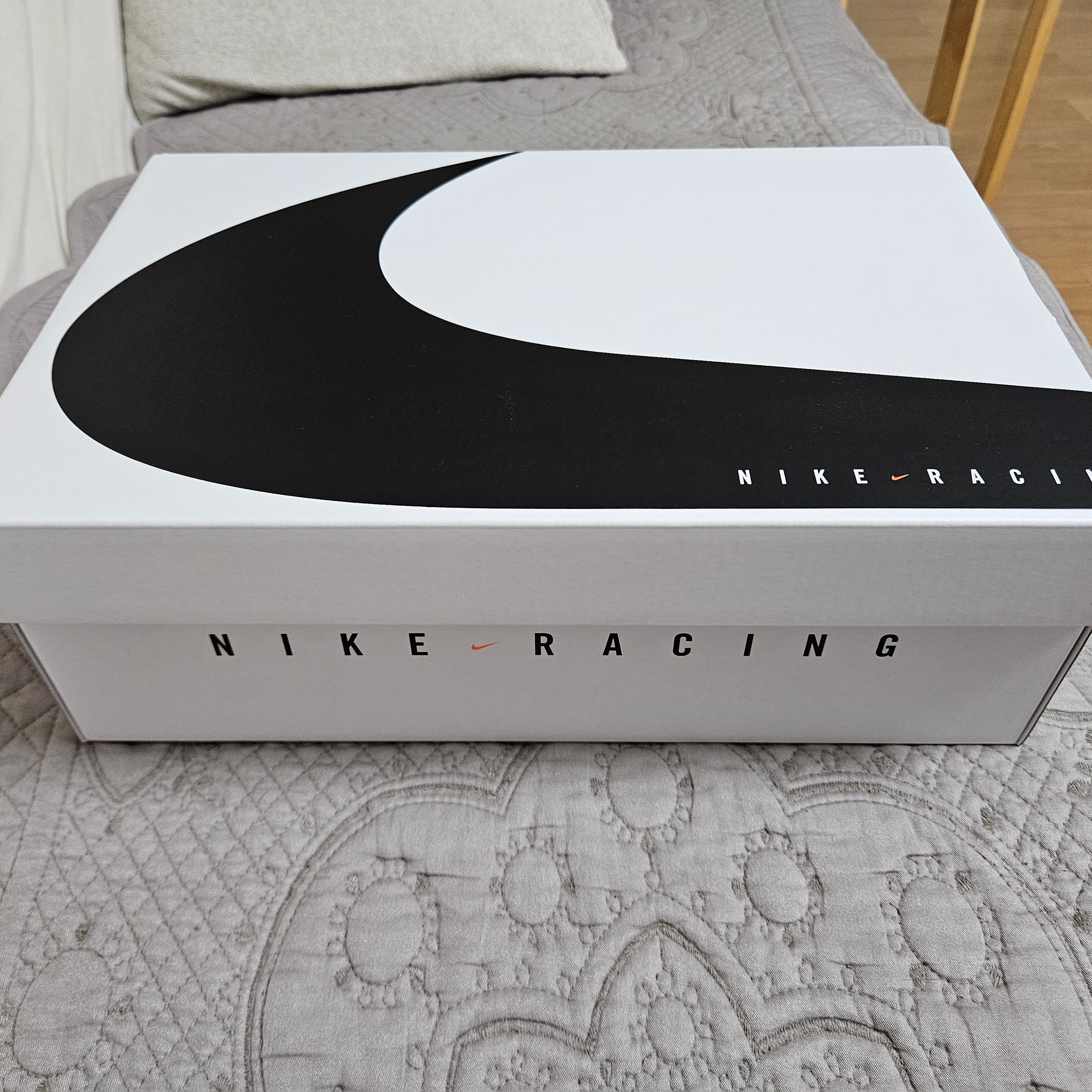Nike Air Zoom Alphafly Next% 3 White Pure Platinum 착용 스타일 - 5