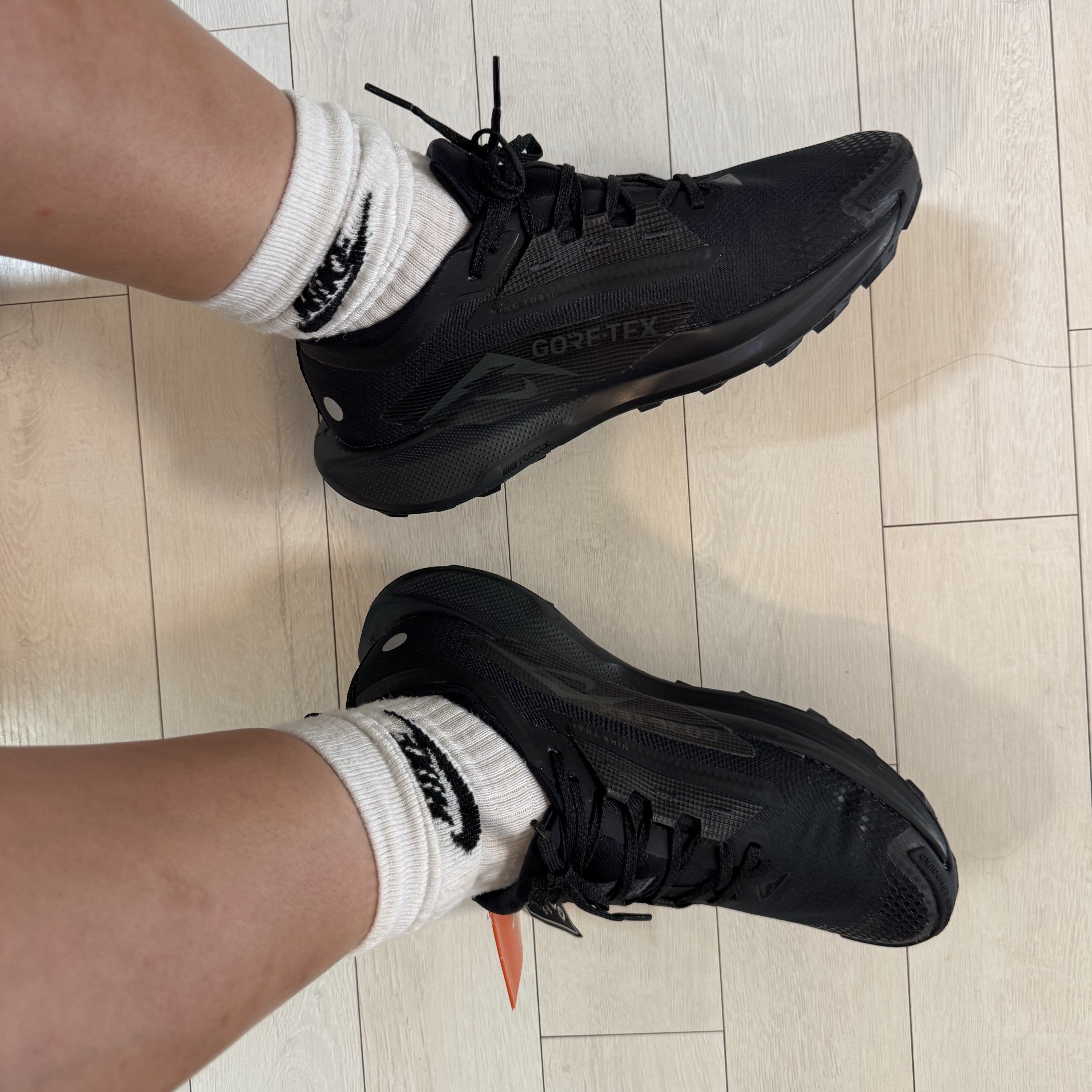 Nike Pegasus Trail 5 Gore-Tex Black 착용 스타일