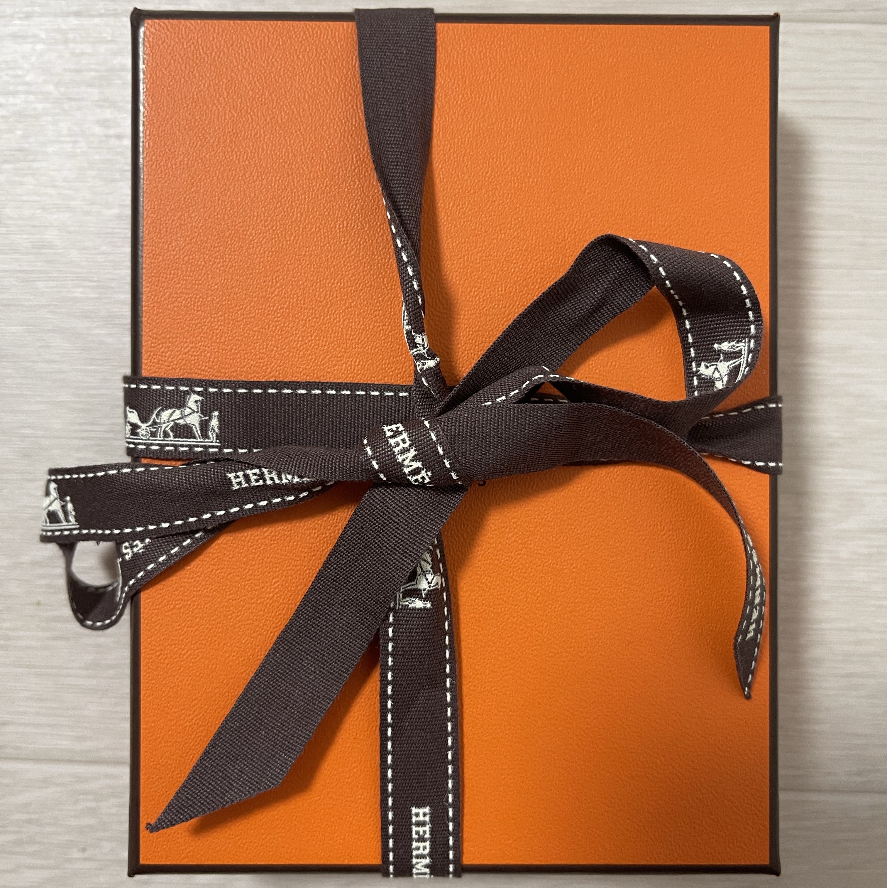 (W) Hermes Pop H Pendant Rose Gold & Rose Dragee 착용 스타일 - 1
