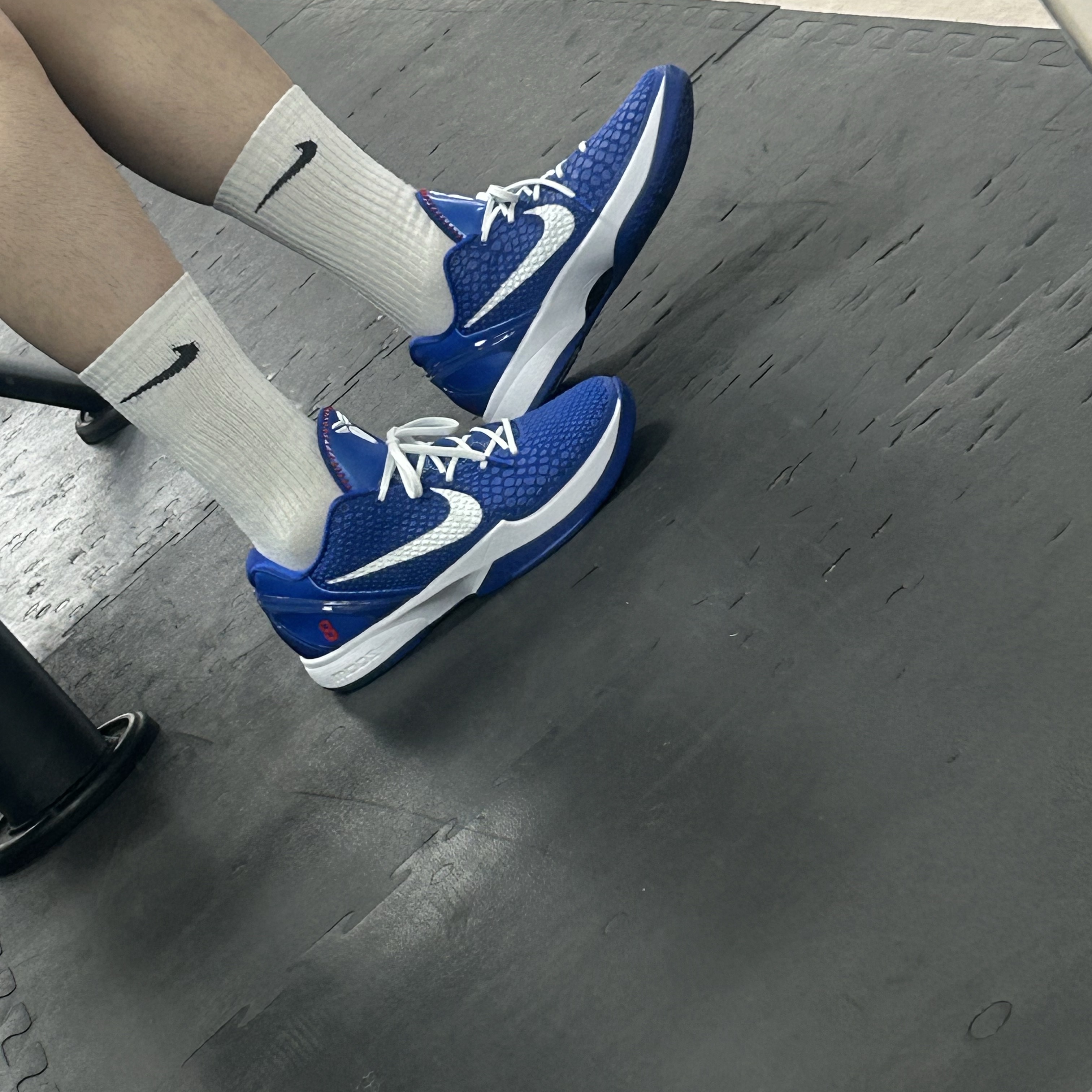 Nike Kobe 6 Protro Game Royal White 착용 스타일