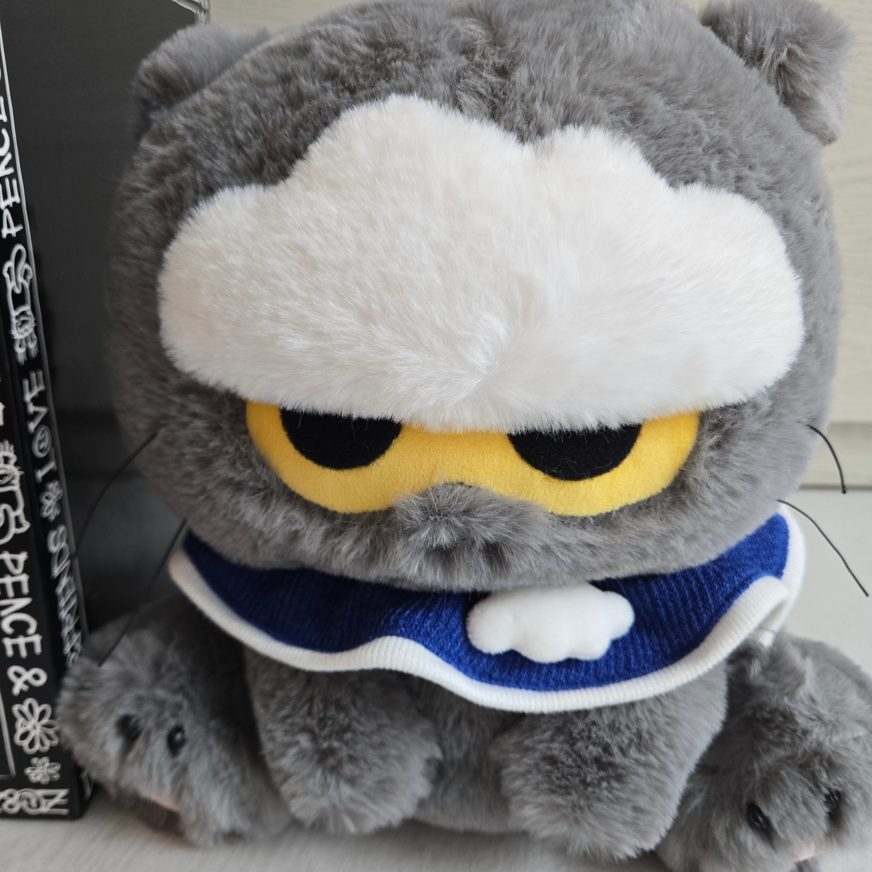 Zo&Friends Zoa Medium Plush Grey, Zo&Friends Zoa Plush Keyring Grey 착용 스타일 - 3