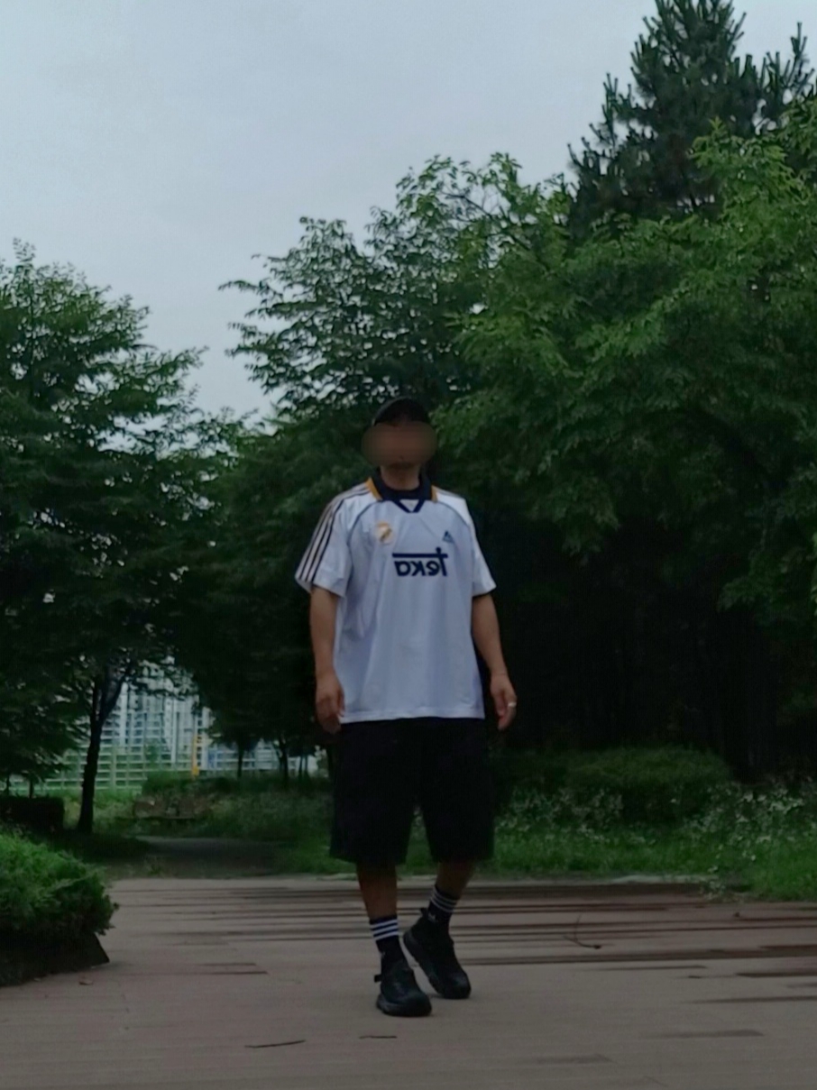 Adidas Real Madrid 99/00 Home Jersey White - KR Sizing (Non Marking Ver.), Hoka Hopara 2 Black 착용 스타일