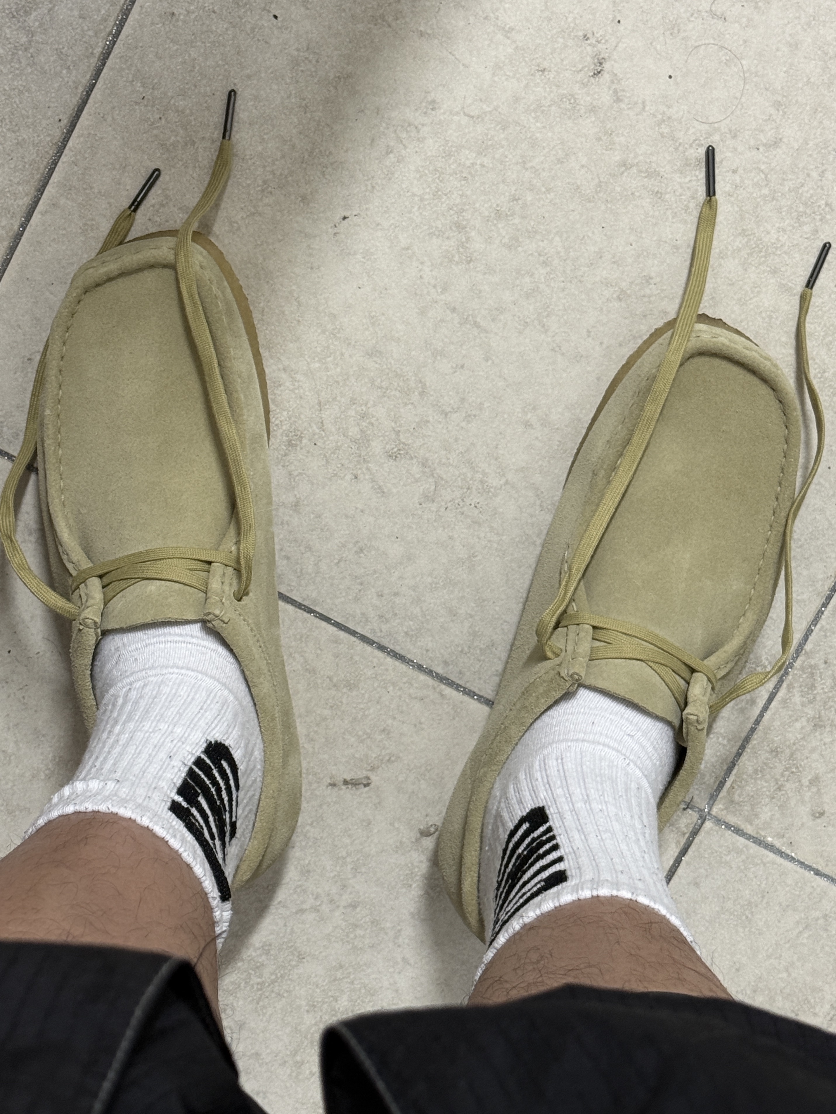 Clarks Wallabee Maple Suede 착용 스타일