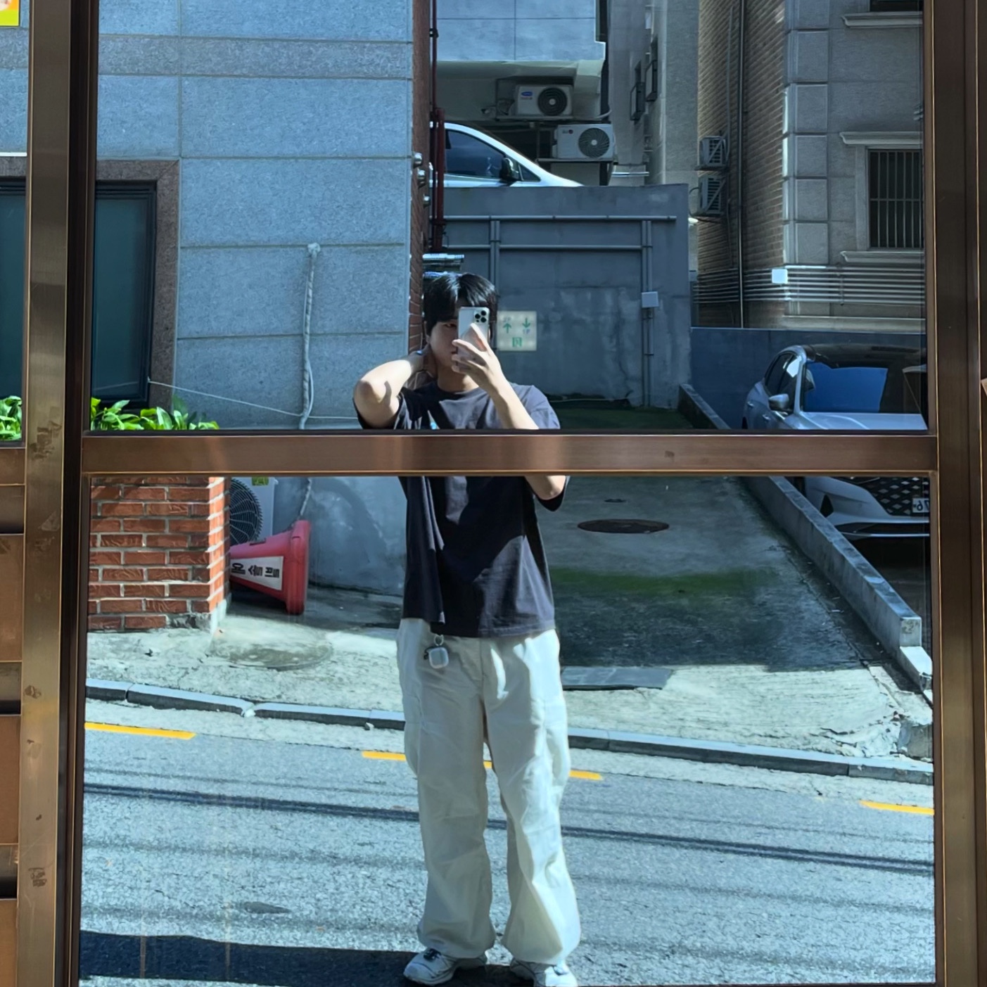 Human Made Carabiner 70mm Silver, Salomon XT-6 ADV White 착용 스타일