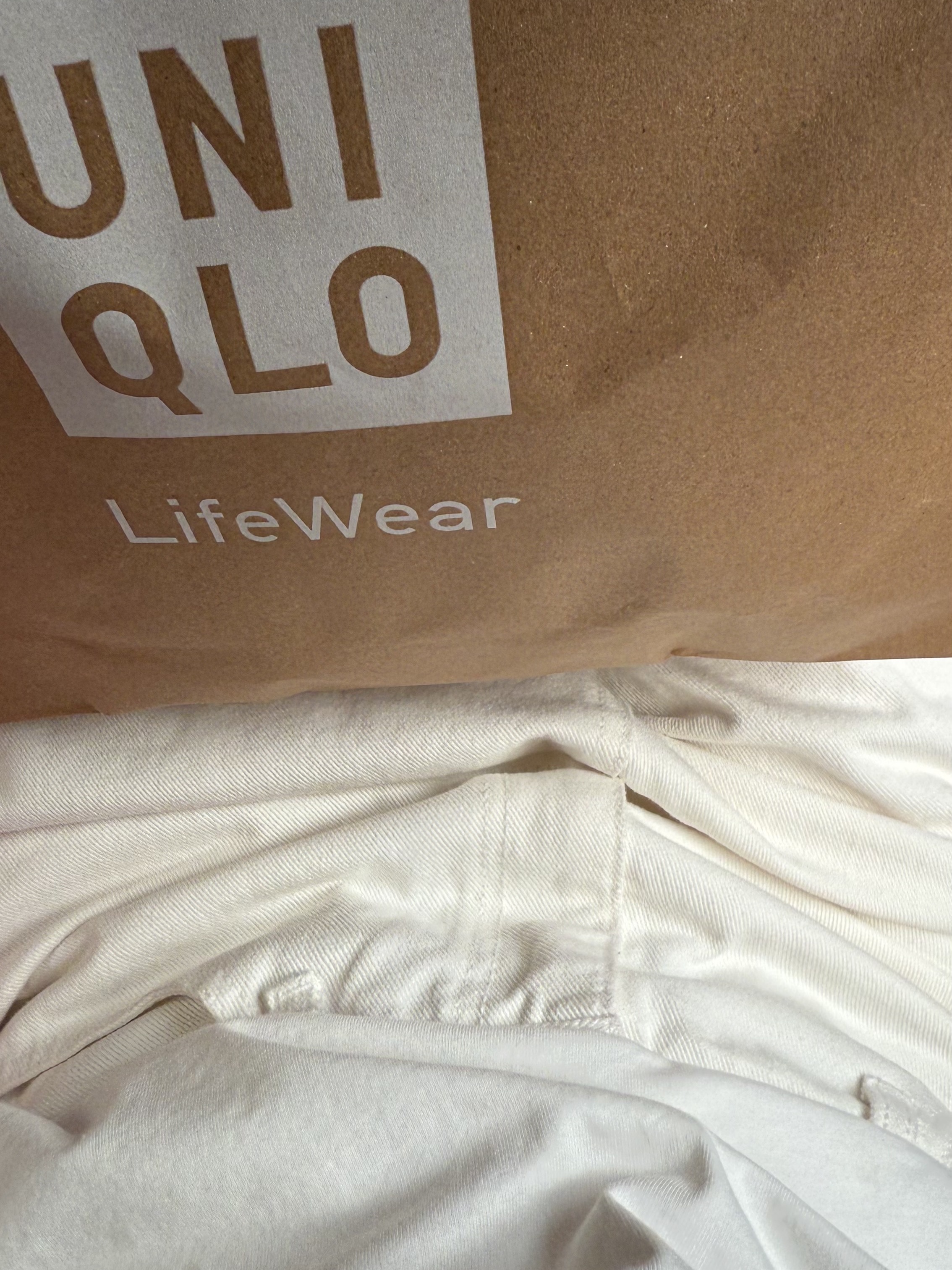 Uniqlo x JW Anderson Straight Jean Blue - KR 착용 스타일 - 3
