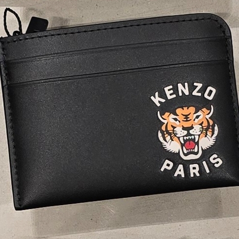 Kenzo Varsity Leather Card Holder Black - 24FW 착용 스타일