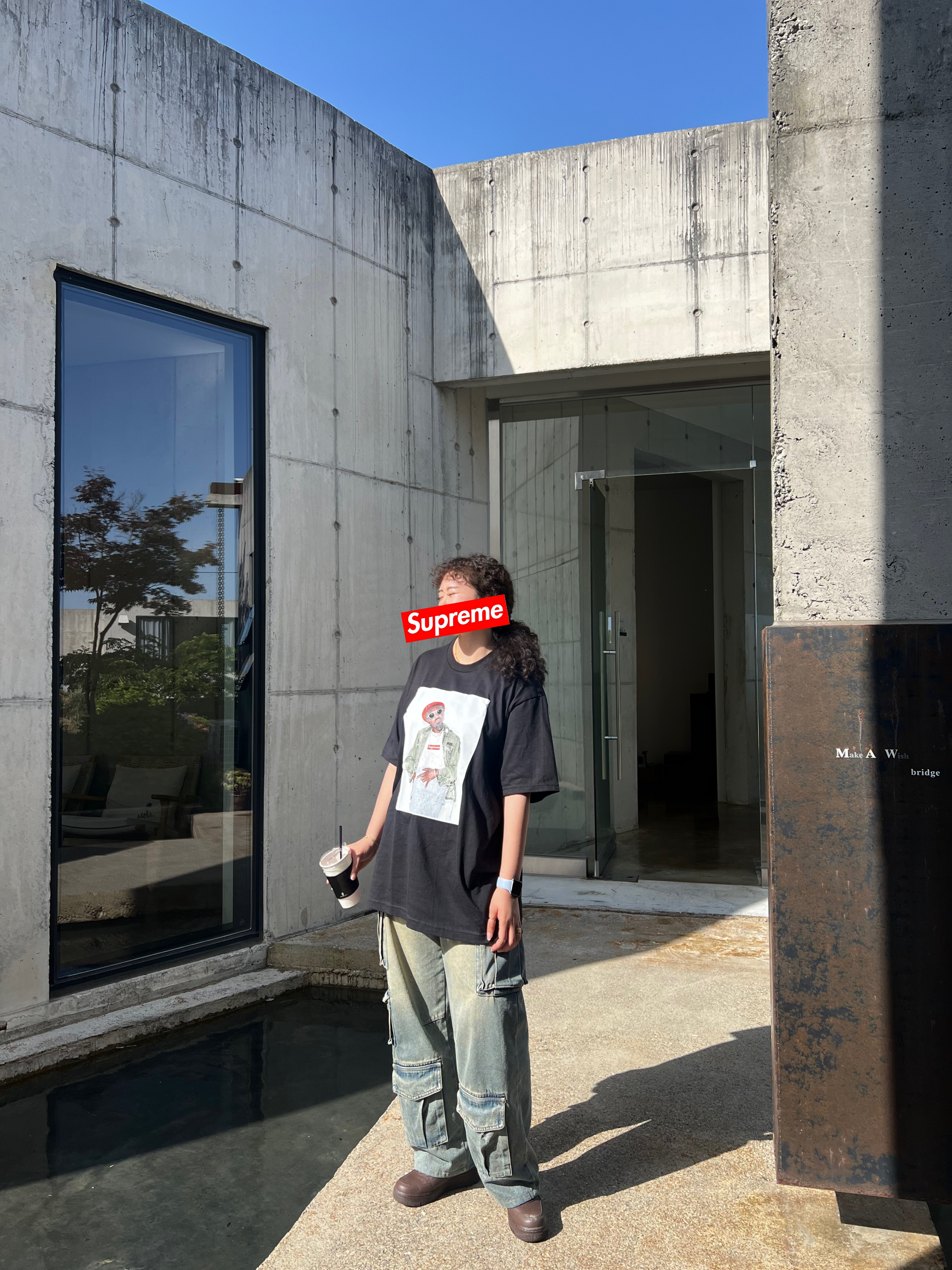 Nike x Supreme Air Force 1 Low Baroque Brown, Supreme Andre 3000 T-Shirt Black - 22FW 착용 스타일