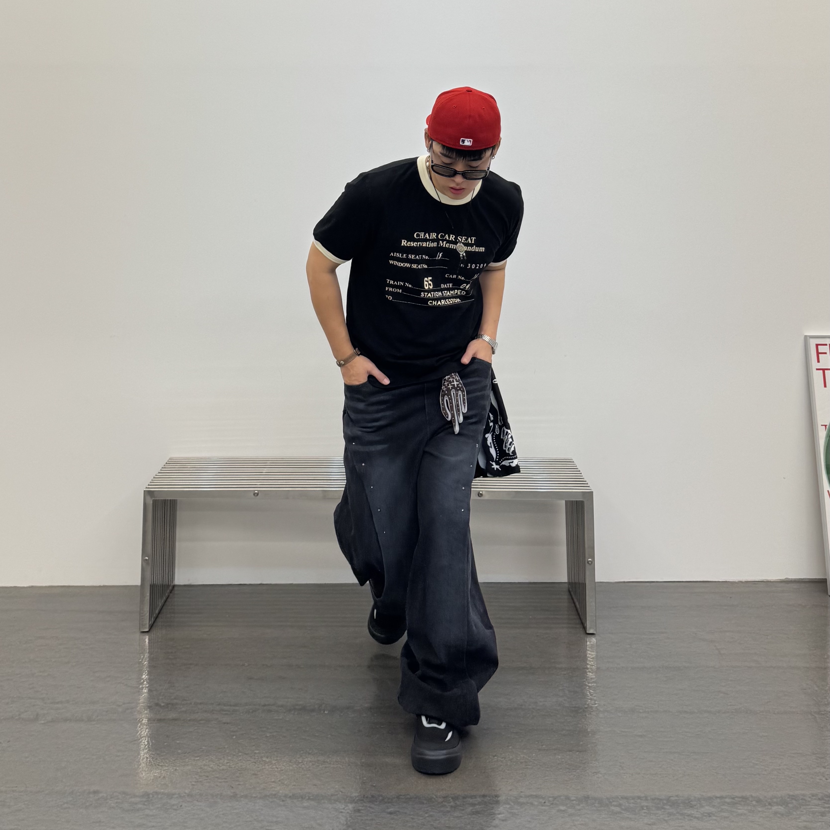New Era x Fear of God 59FIFTY Cincinnati Reds Fitted Cap Red 착용 스타일 - 2