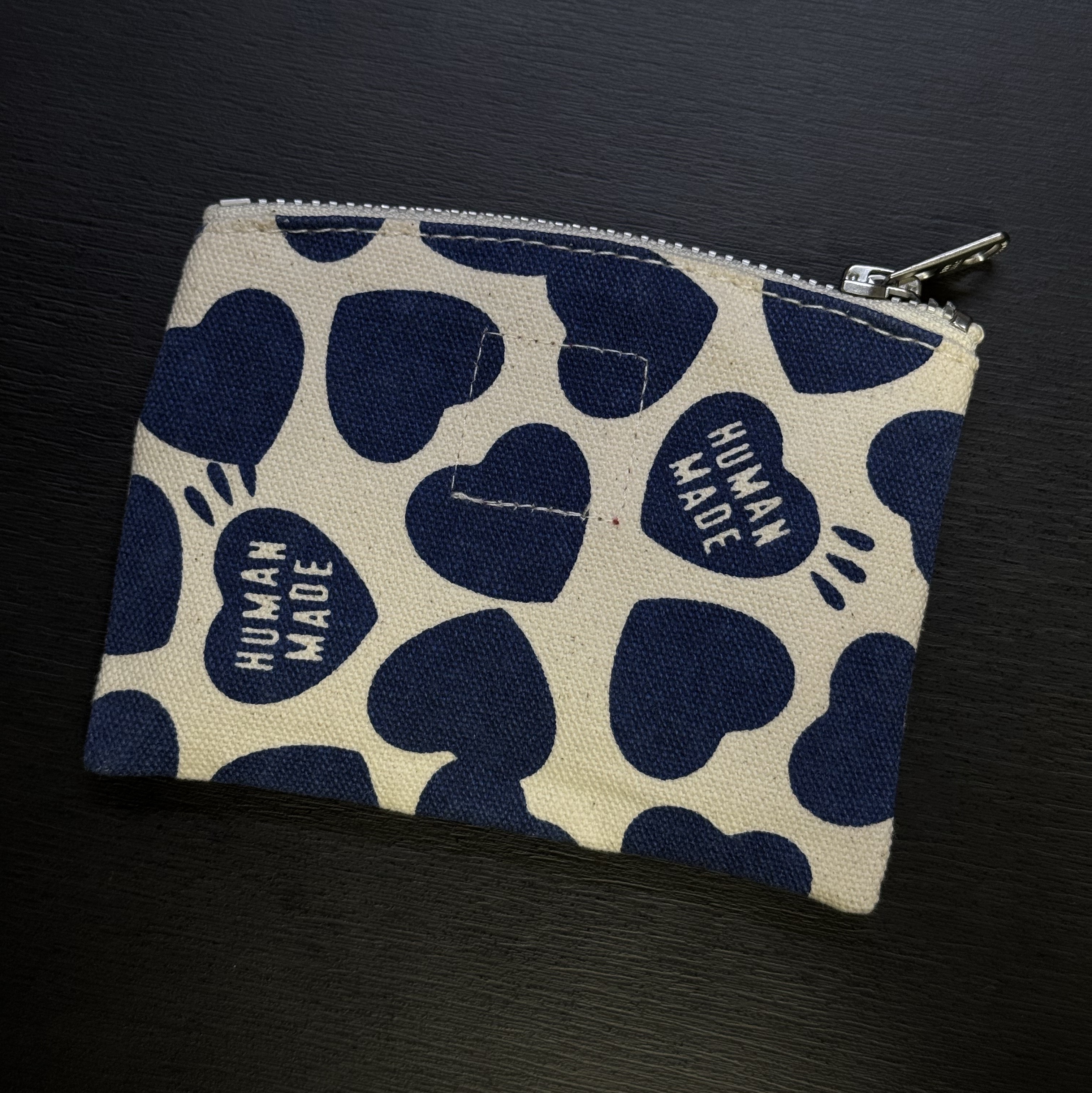 Human Made Card Case Blue 착용 스타일 - 2