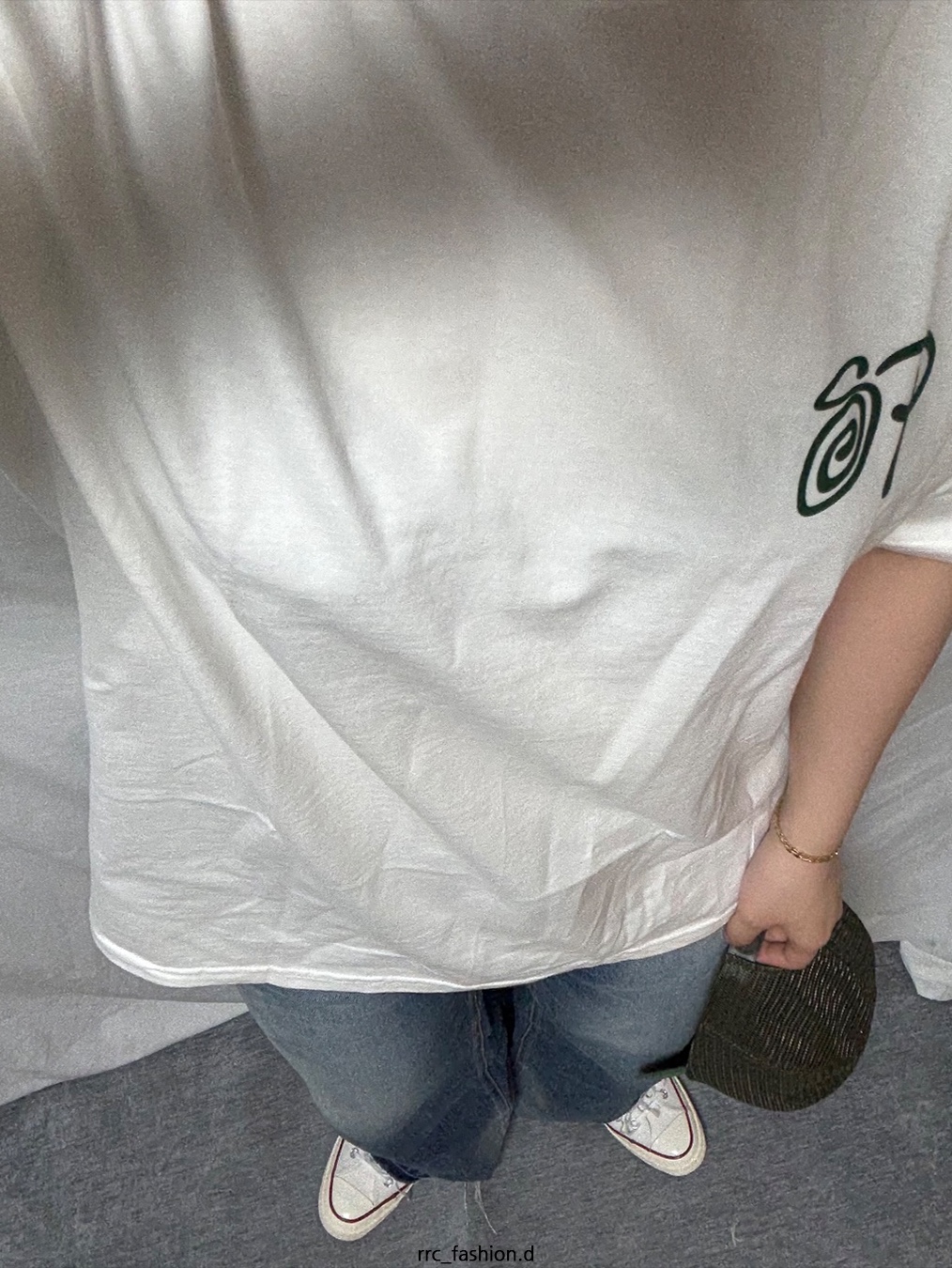 Stussy x Patta Sound Connection T-Shirt White 착용 스타일 - 3