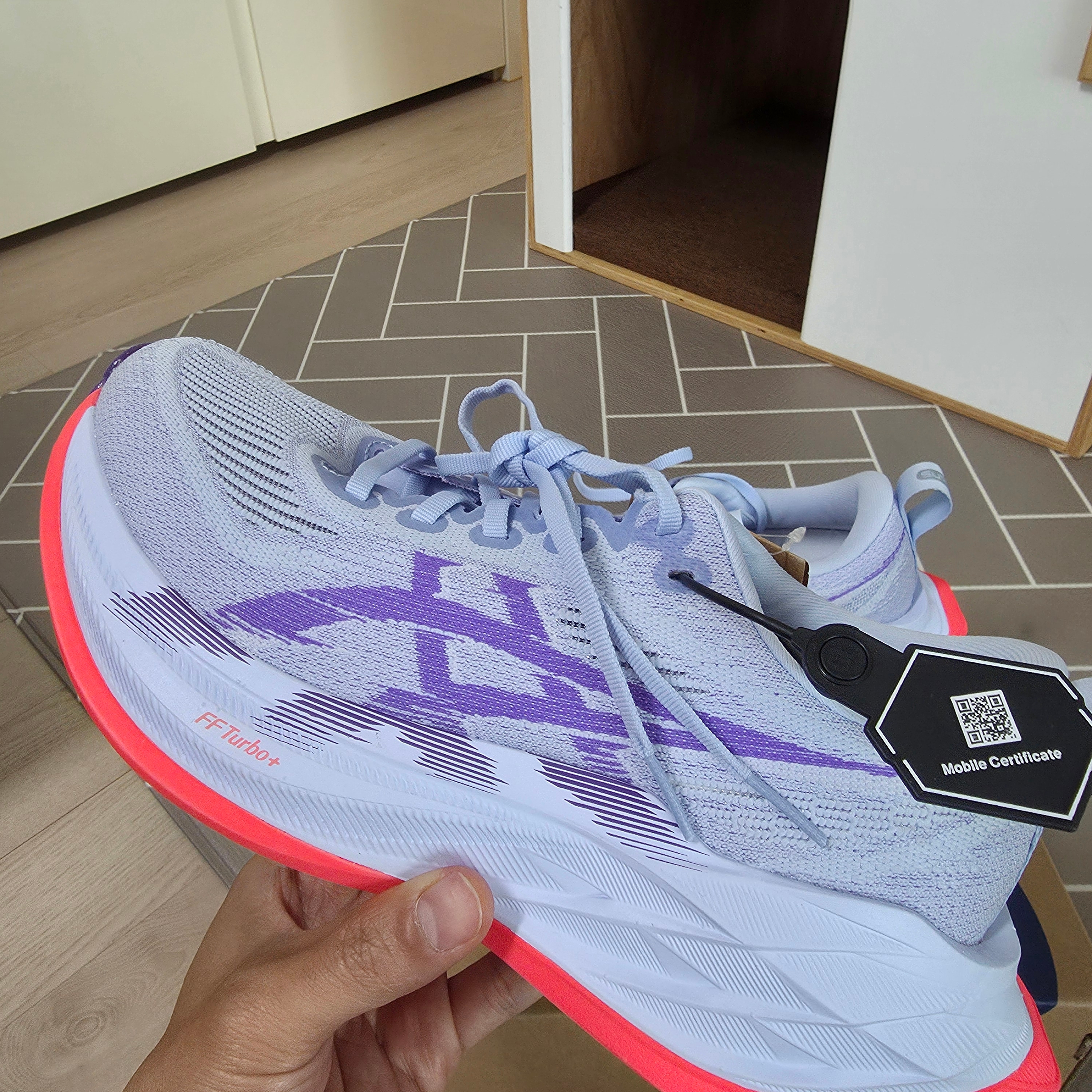 Asics Superblast 2 Blue Fade Edo Purple 착용 스타일 - 2