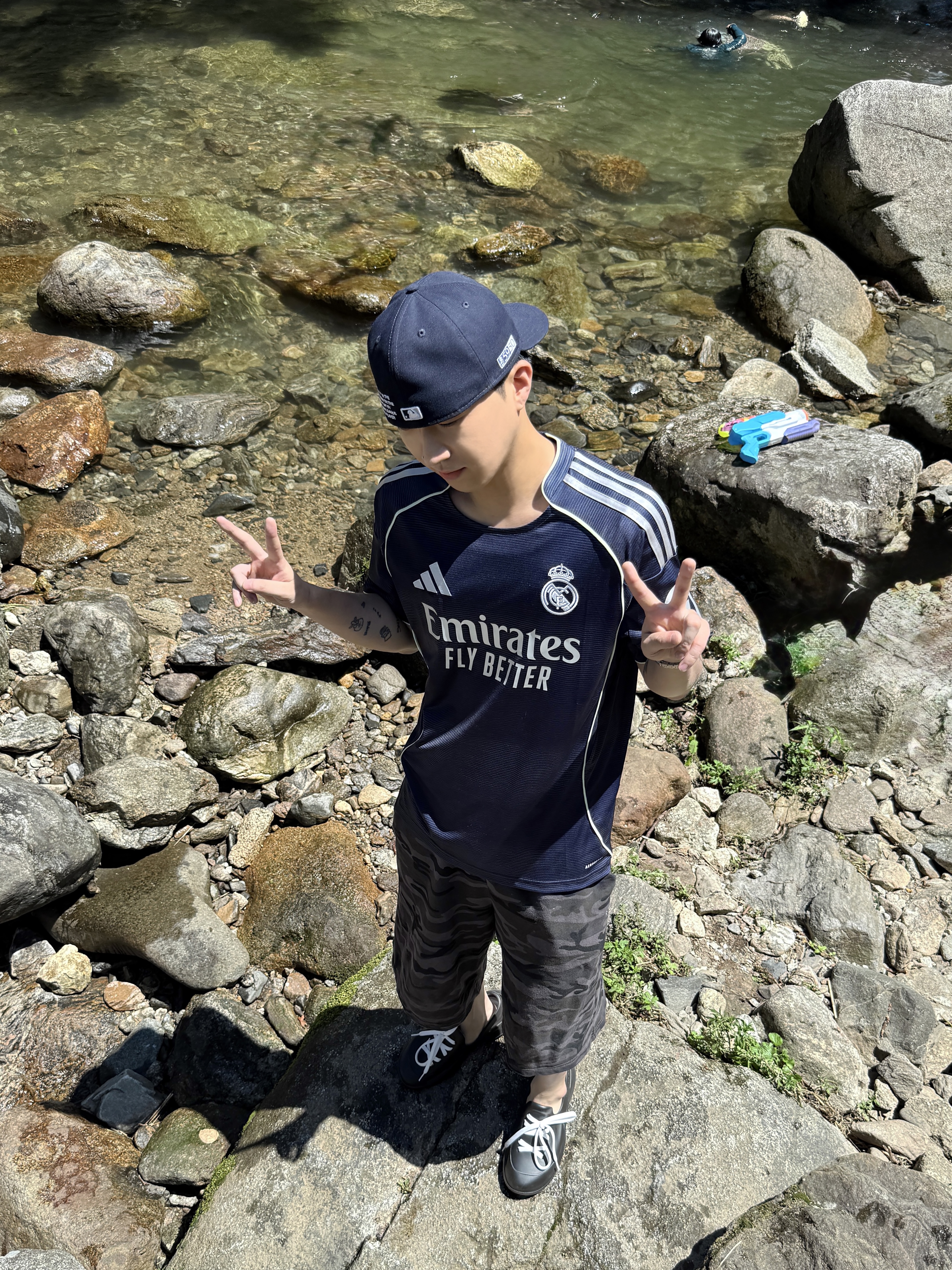 Adidas Real Madrid 2025/26 Away Jersey Legend Ink - KR Sizing (Non Marking Ver.) 착용 스타일 - 1