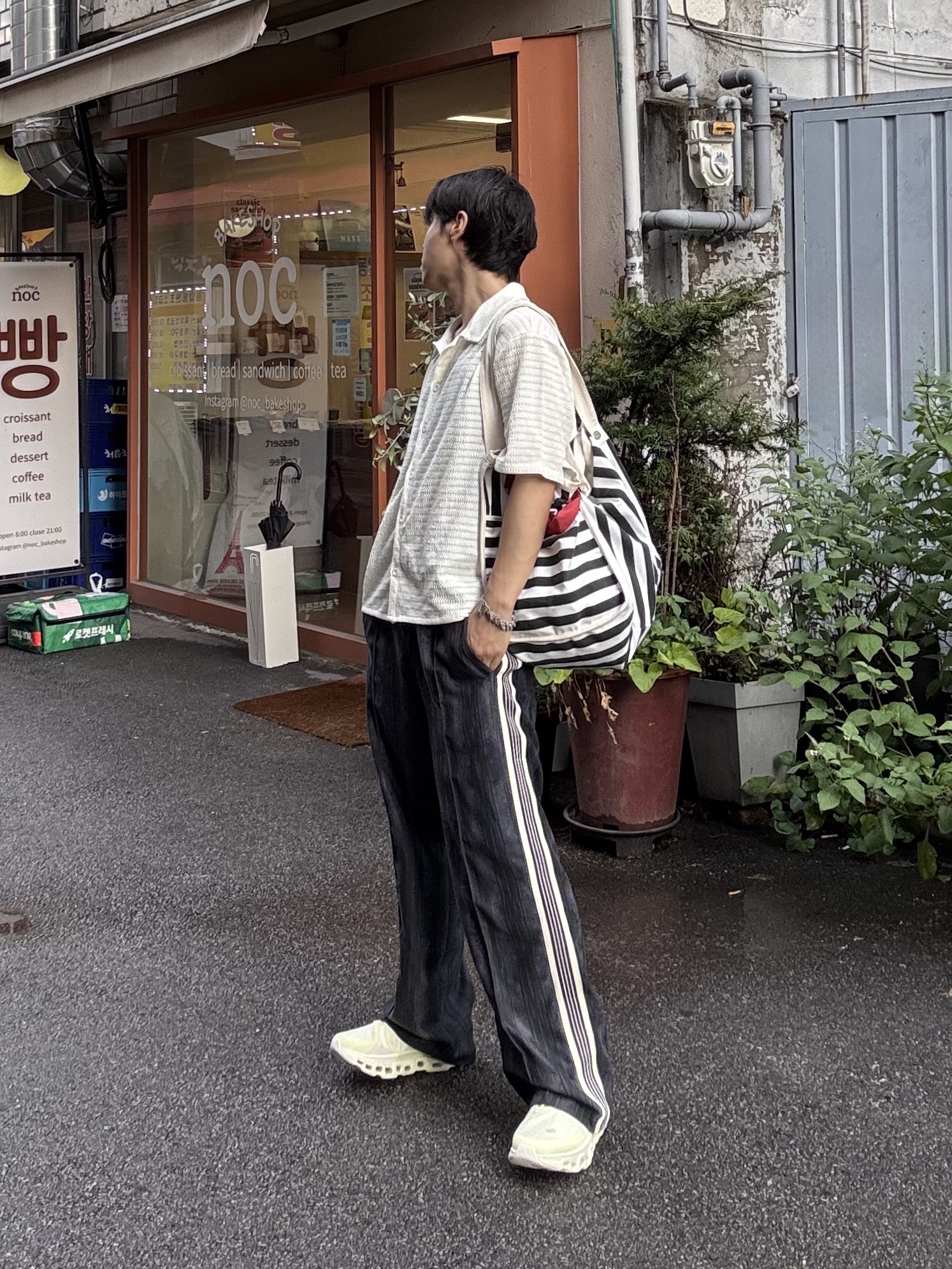 Hono Report Leaf Bracelet, On Running x Post Archive Faction (Paf) Cloudmonster 2 Seedling White 착용 스타일 - 3