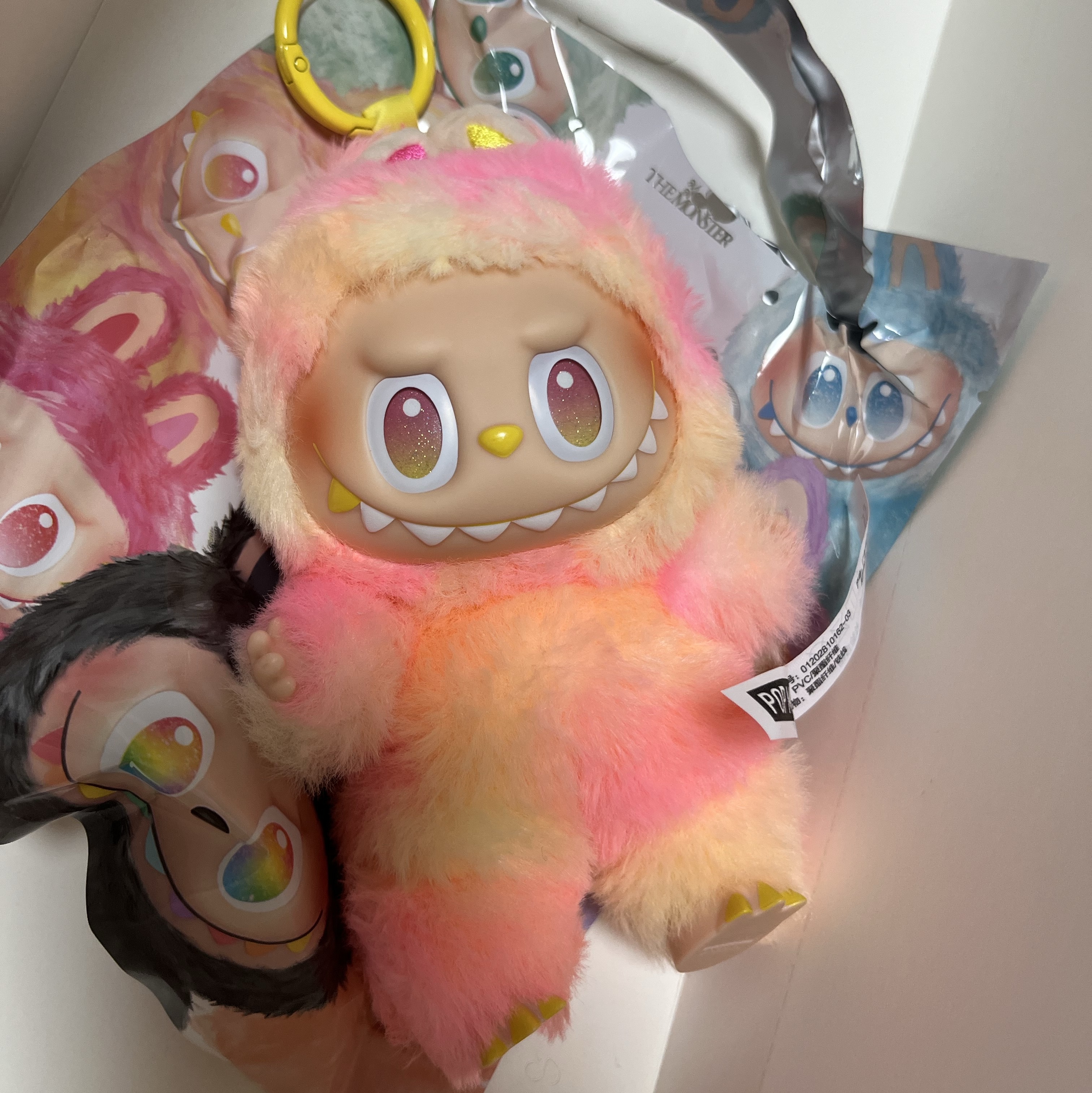 Pop Mart Labubu The Monsters Highlight Series Loyalty Keyring (Opened Case) 착용 스타일