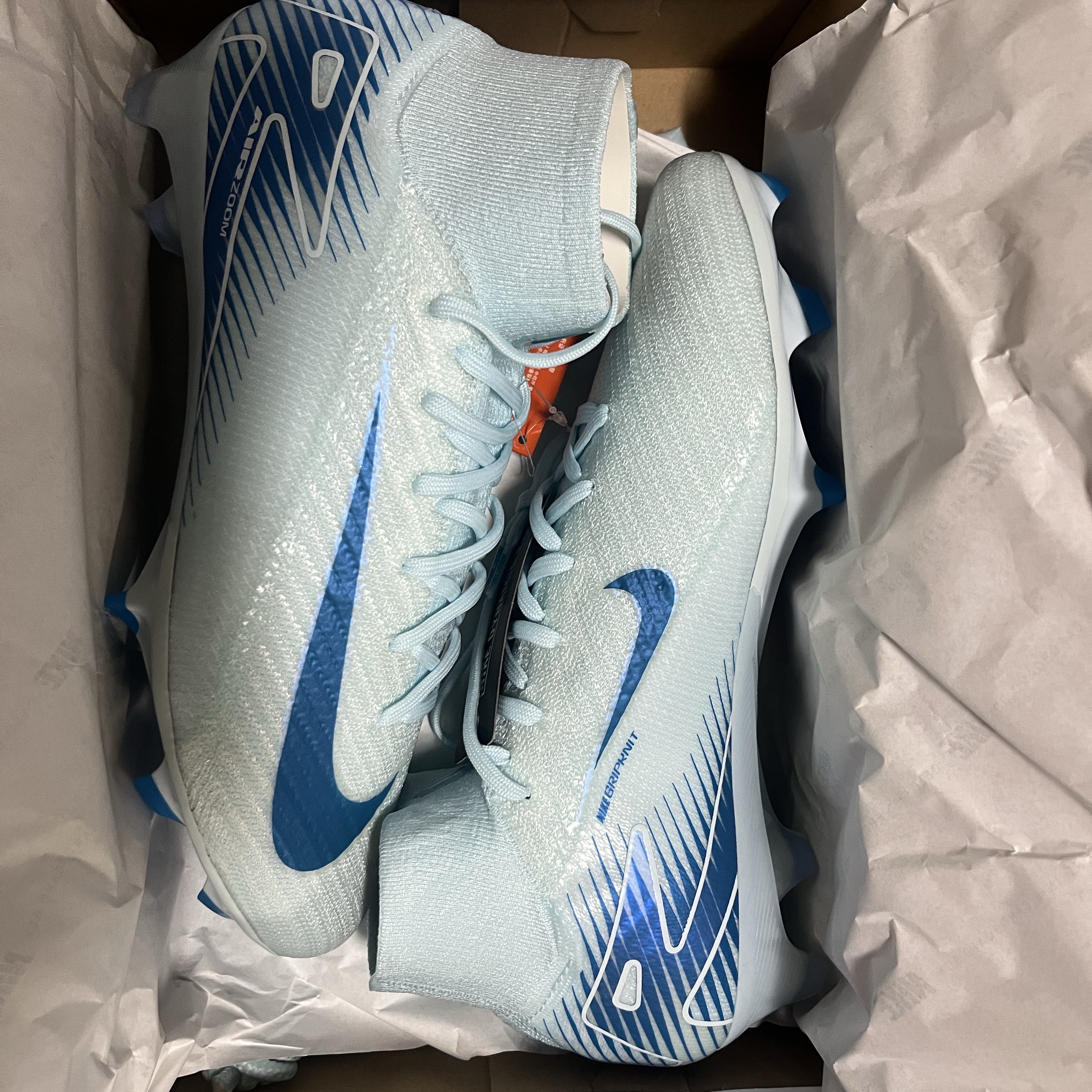 Nike Zoom Mercurial Superfly 10 Elite FG High Top Cleat Glacier Blue Blue Orbit 착용 스타일
