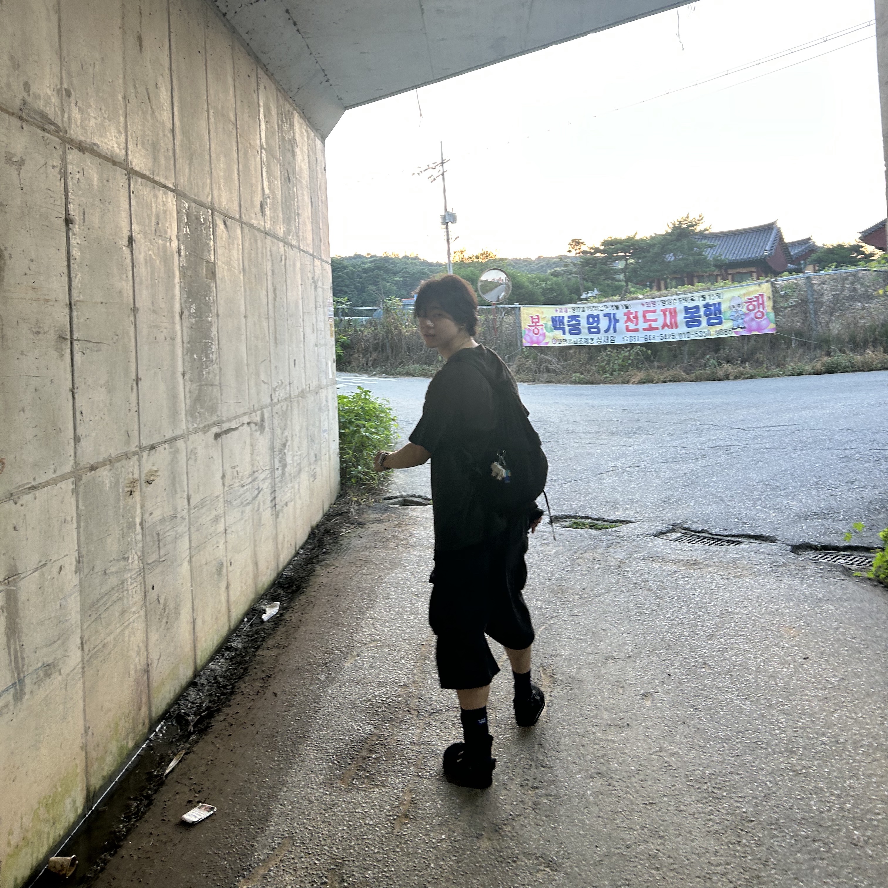 Polyteru Human Index Human Striped Pocket 1/2 T-Shirt Charcoal 착용 스타일