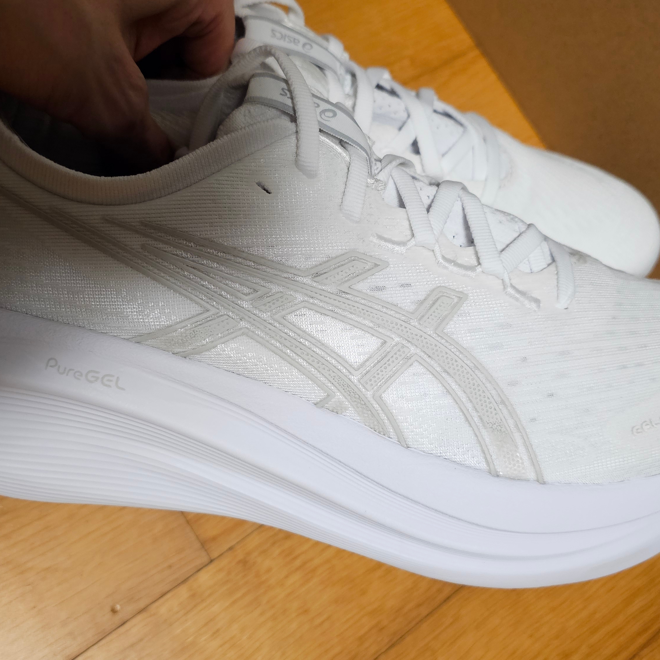 Asics Gel-Nimbus 27 White Glacier Grey - D Standard 착용 스타일