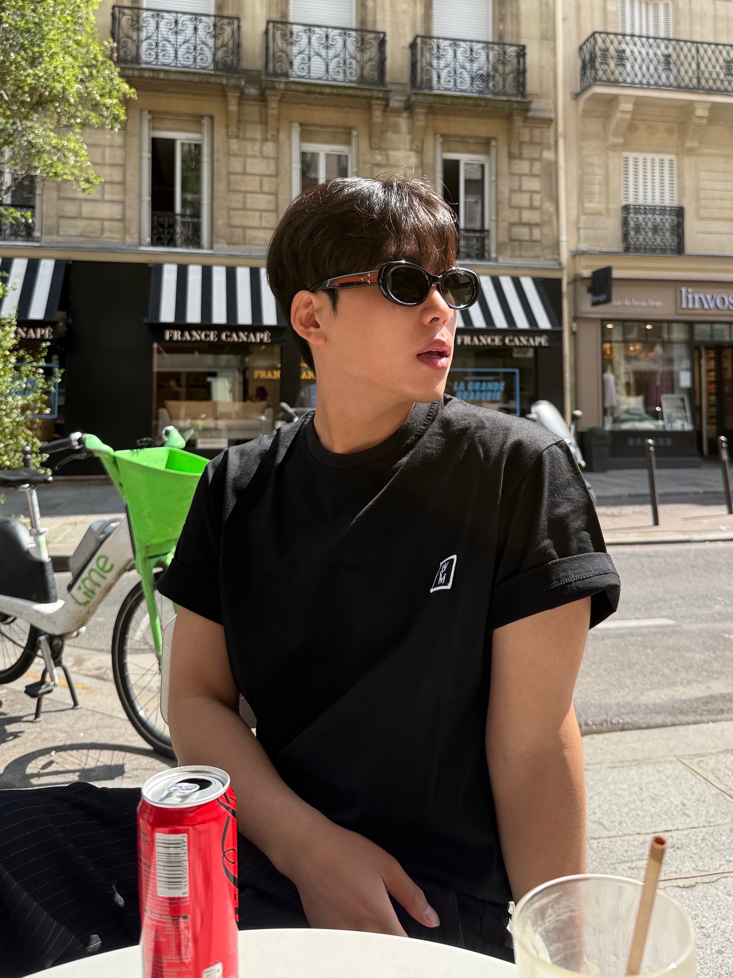 Wooyoungmi Cotton Back Logo T-Shirt Black - 25SS, Gentle Monster Eve 01 Black 착용 스타일 - 2