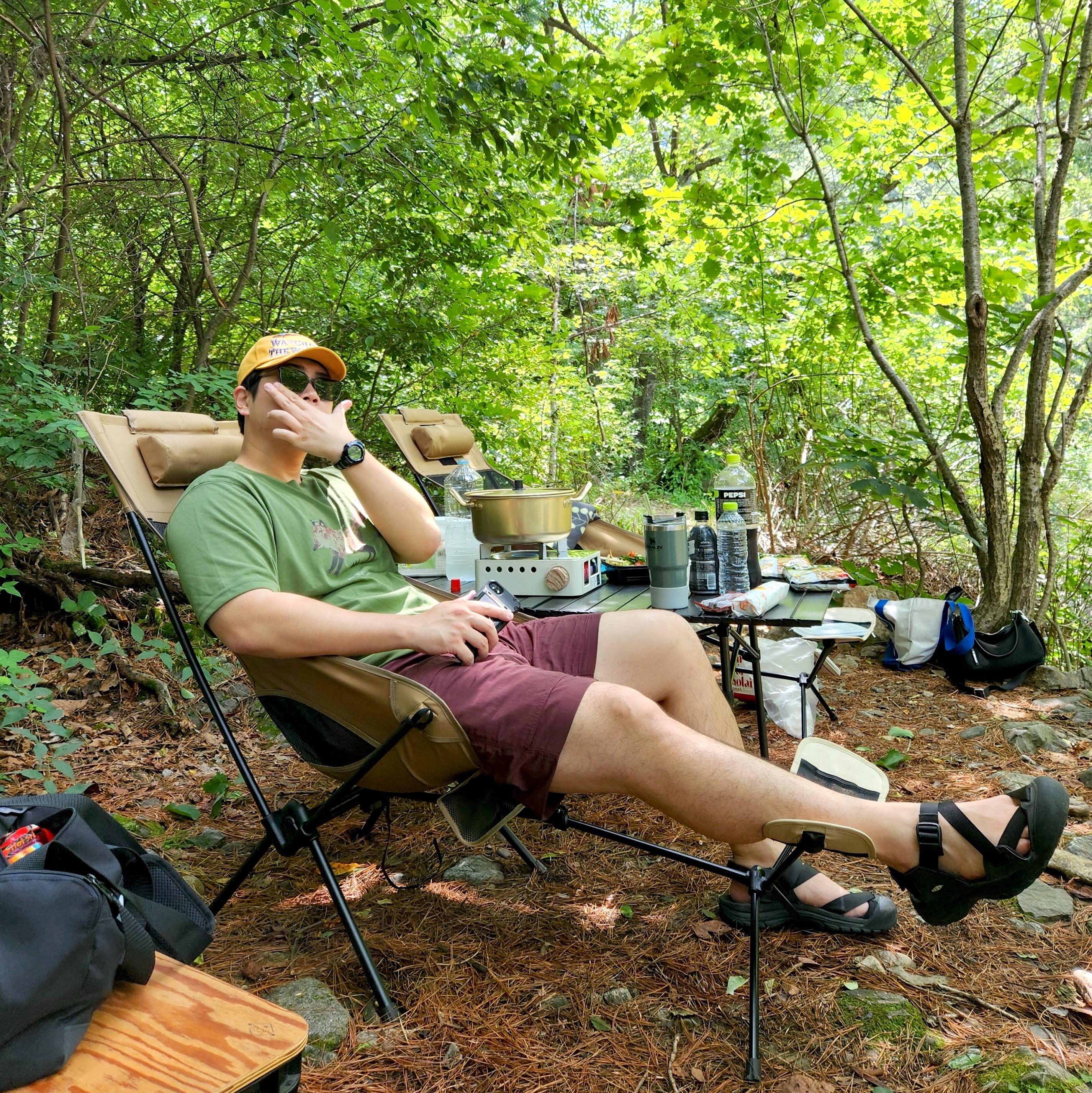(W) Keen Zerraport II Sandal Black Black, Hunter Flat Bar Square Sunglasses Black 착용 스타일