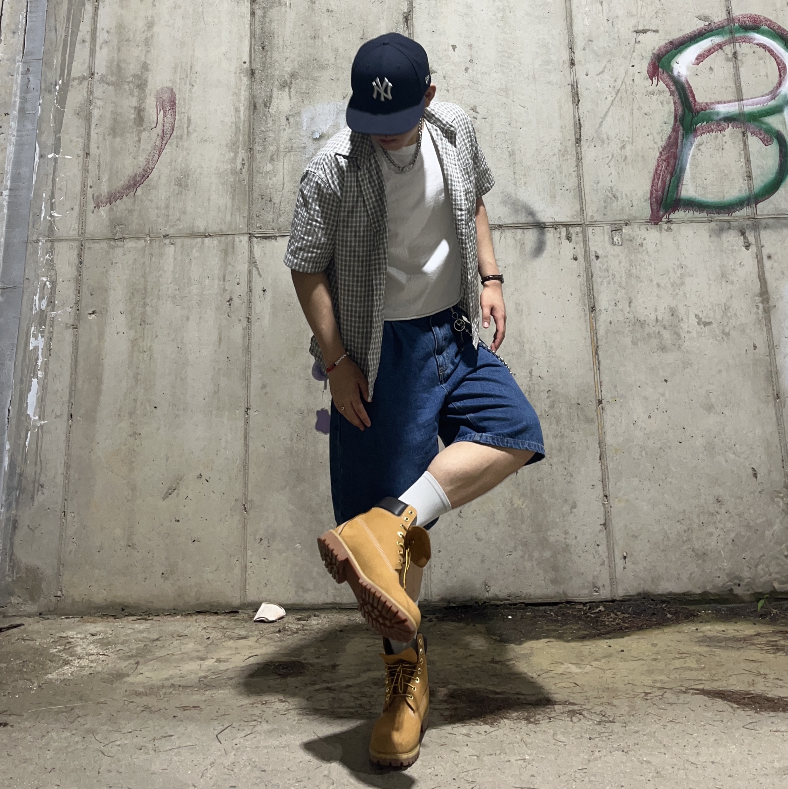 Timberland Premium 6 inch Waterproof Boot Wheat Nubuck - Wide, Casio LTP-V007L-7B2 착용 스타일 - 1