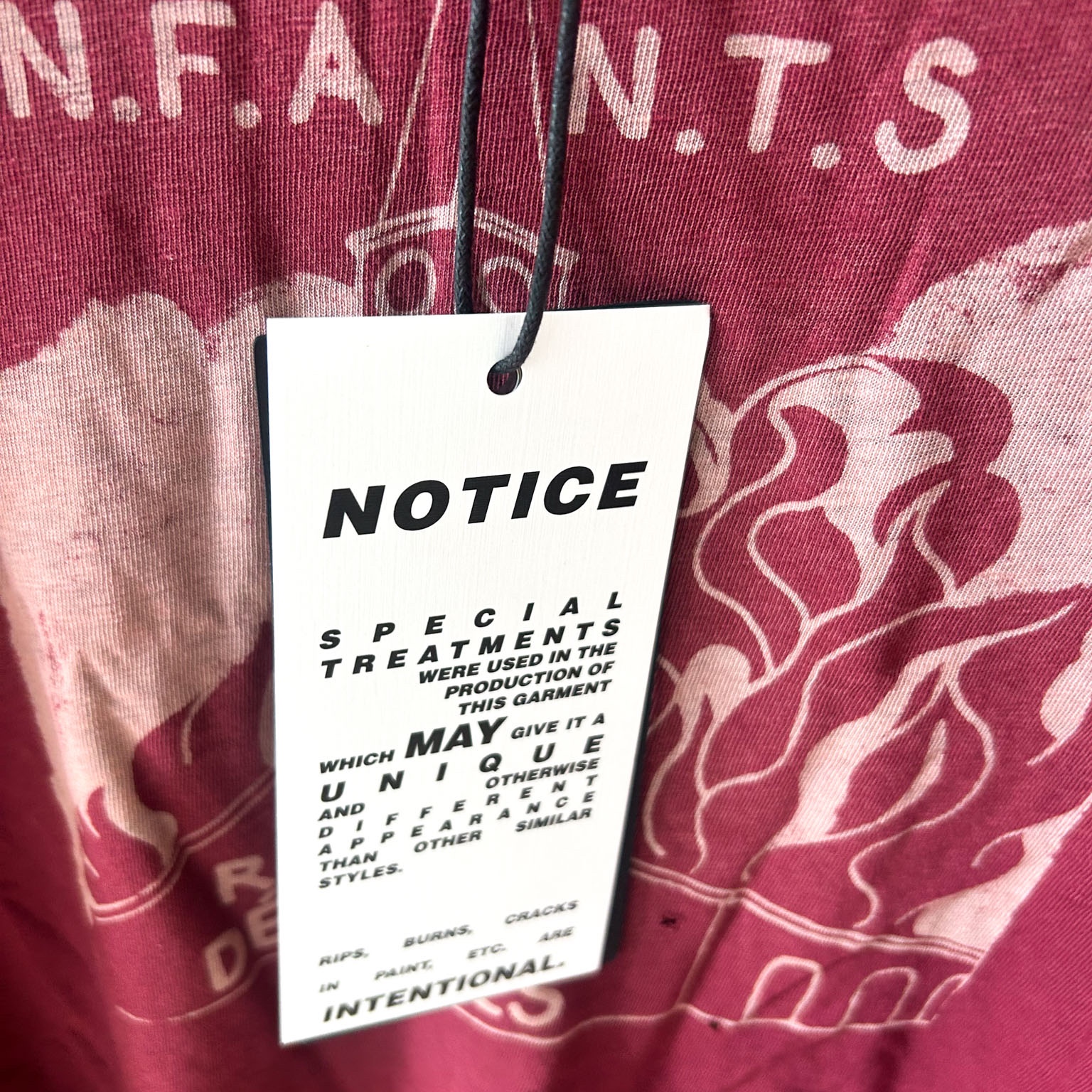 Enfants Riches Deprimes Burning Church T-Shirt Dark Scarlet 착용 스타일 - 4