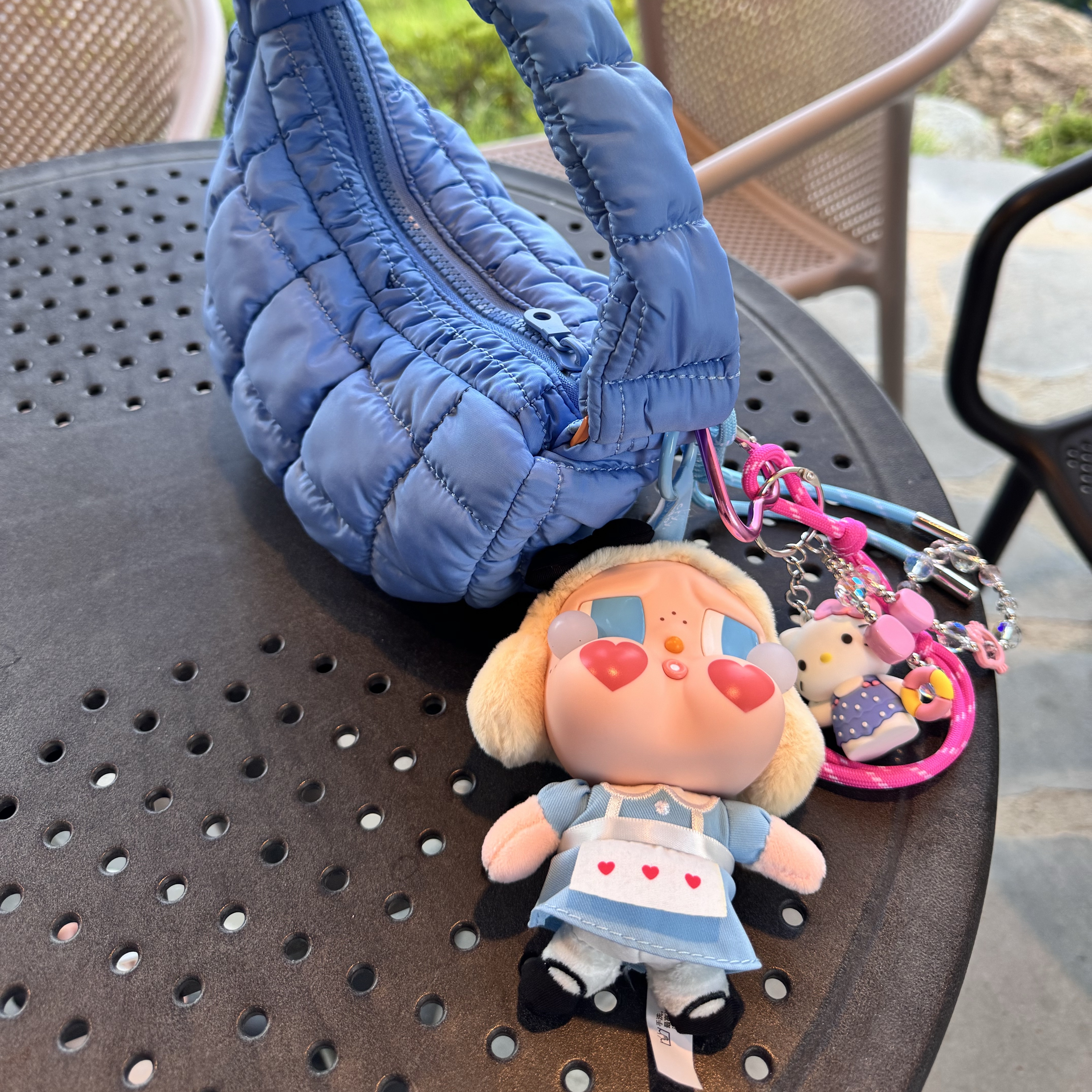 Pop Mart Crybaby Crying Again Series Plush Keyring She's Alice (Opened Case) 착용 스타일