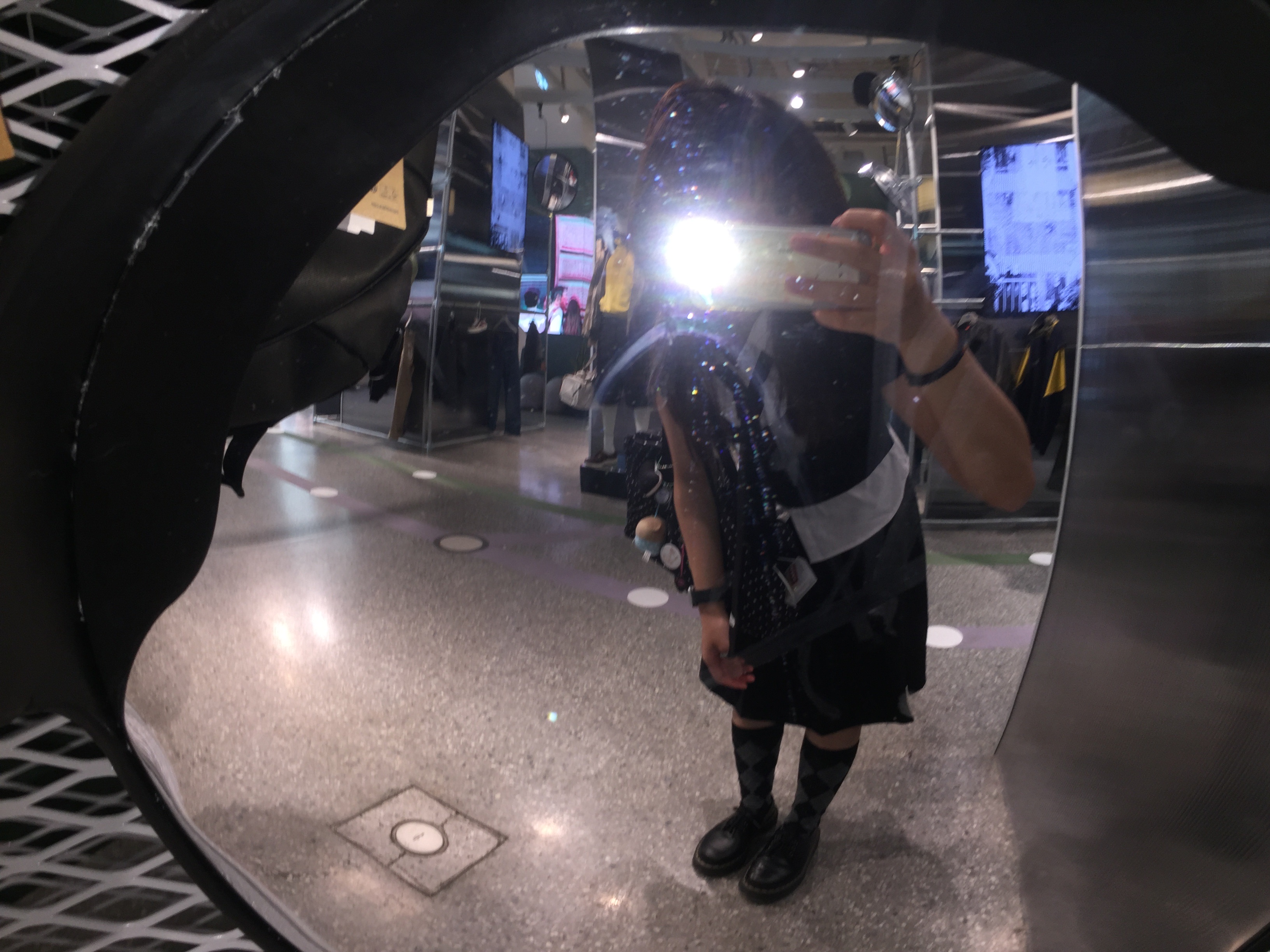 Dr. Martens 1461 Quad Black 착용 스타일 - 2