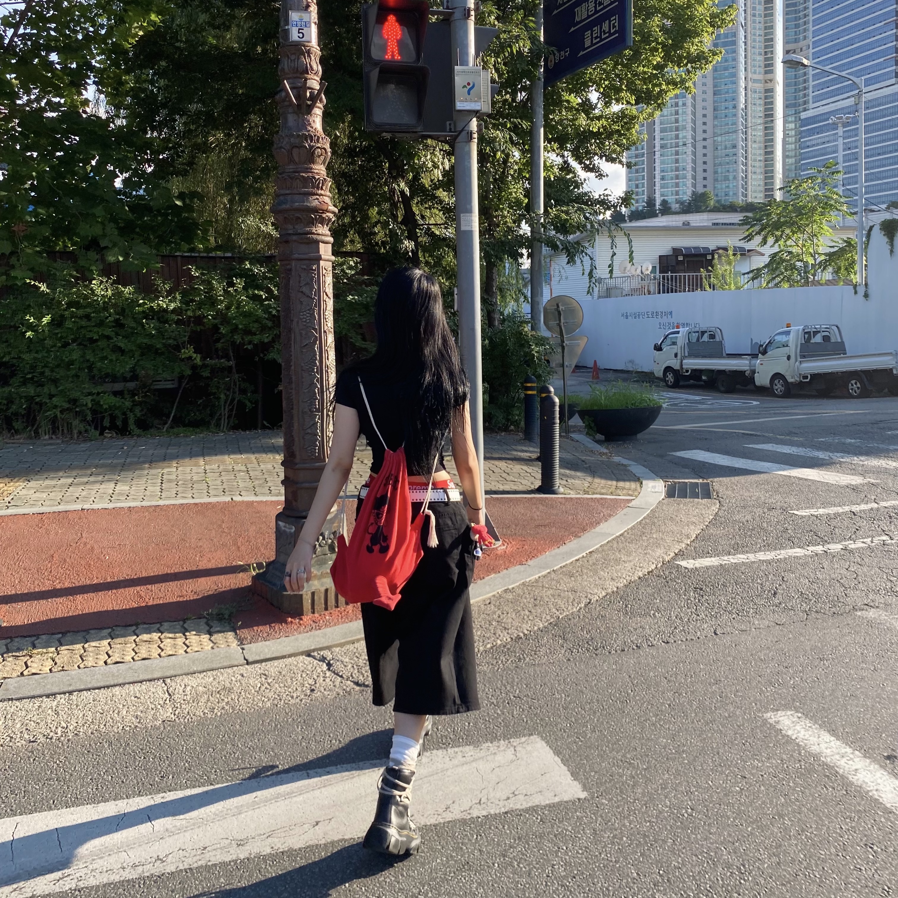 Dr. Martens x Rick Owens 1460 DMXL Megalace Black 착용 스타일 - 2