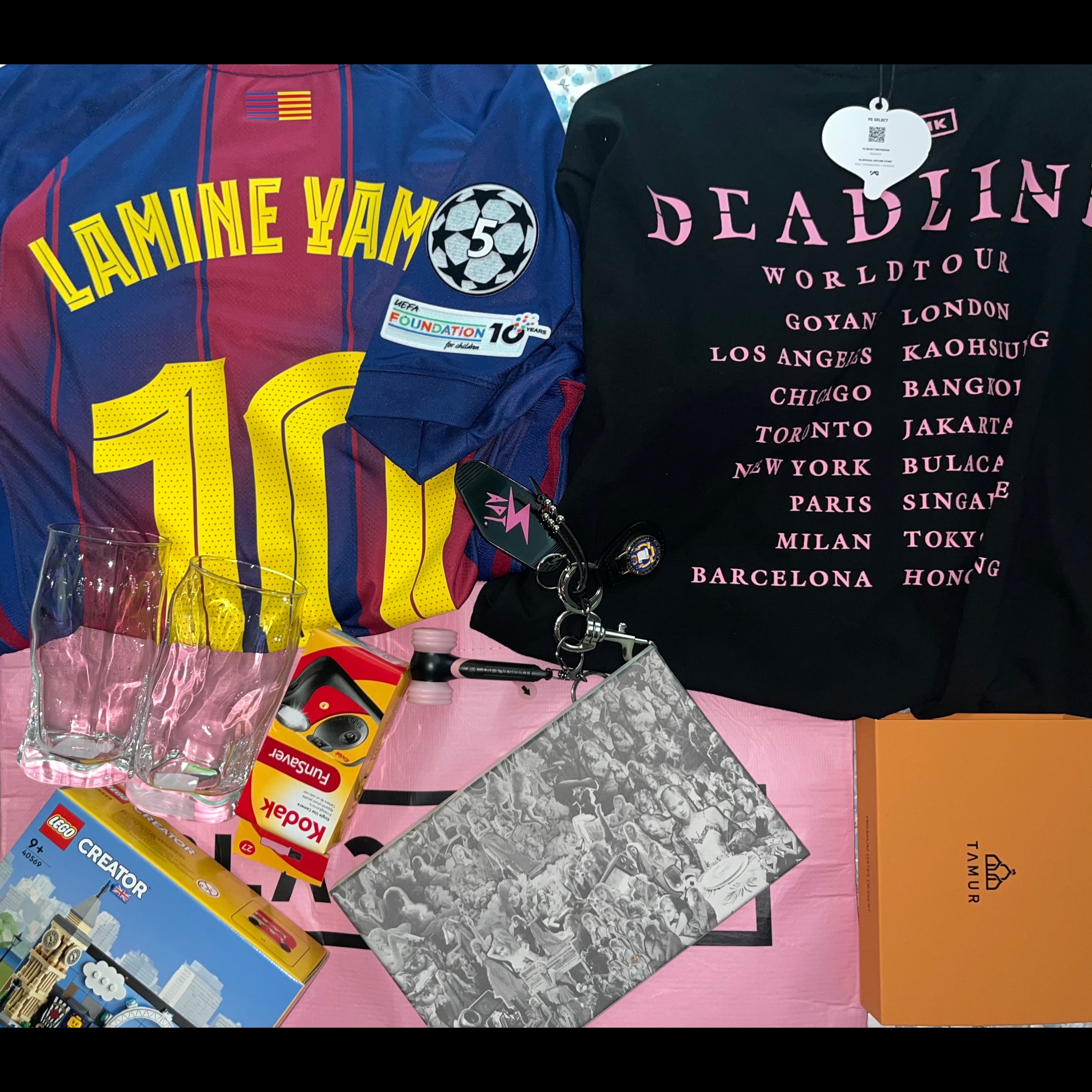 Nike FC Barcelona 2025/26 Stadium Home Dri-Fit Football Replica Jersey Deep Royal Blue Noble Red (Non Marking Ver.), Rose First Single Vinyl LP R Limited Edition 착용 스타일 - 3