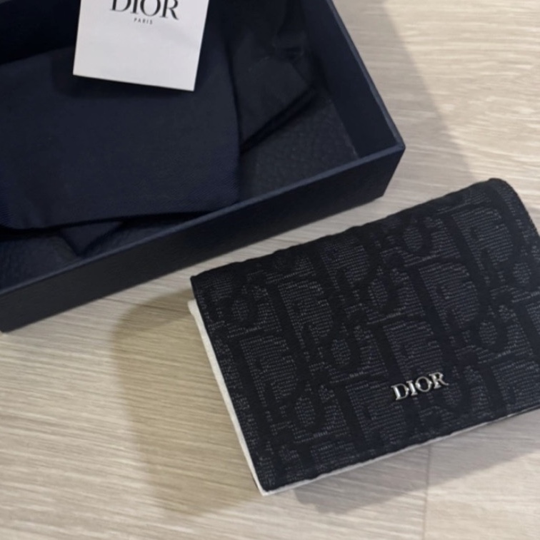 Dior Business Card Holder Black Dior Oblique Jacquard 착용 스타일