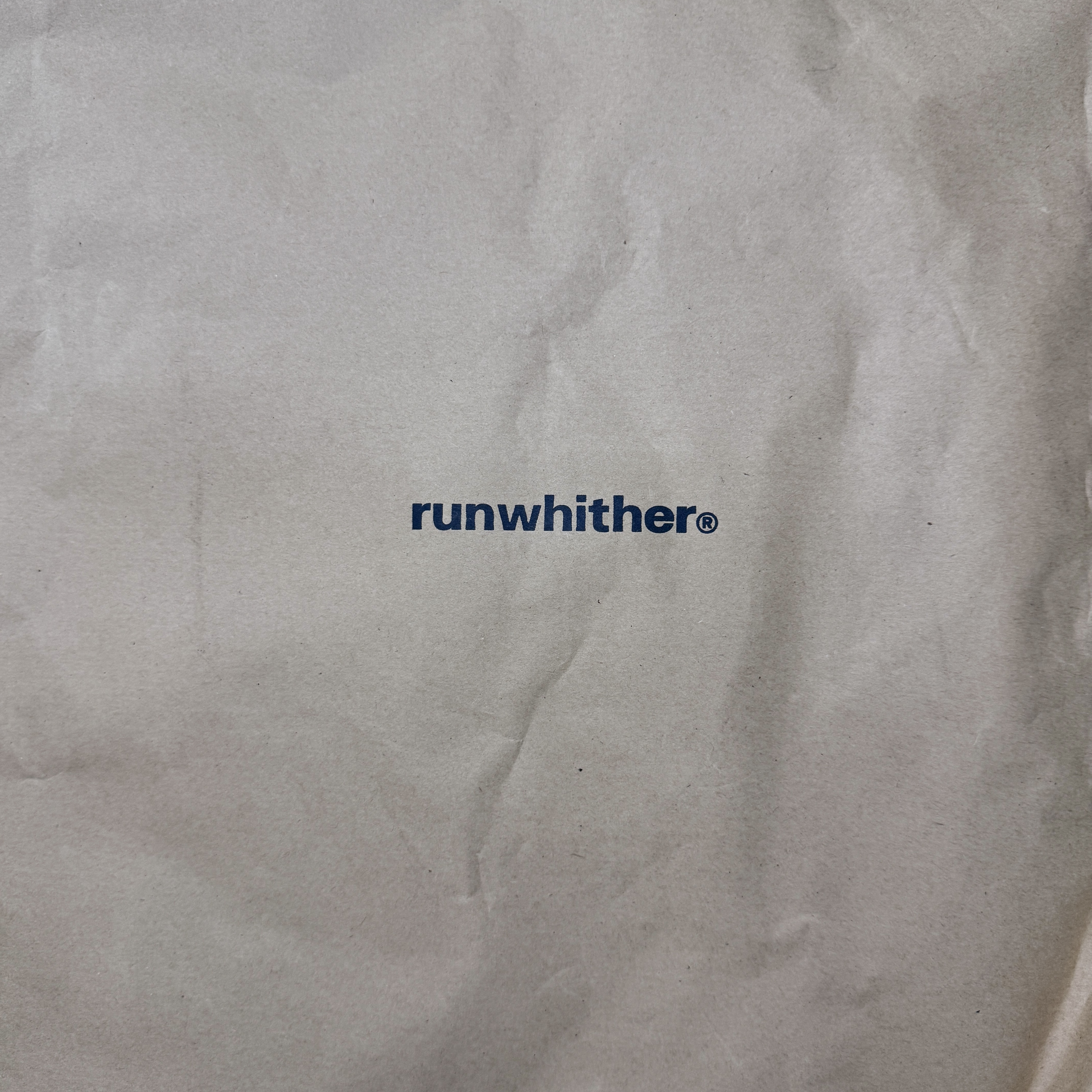 [KREAM 단독] runwhither Trucker Cap Yellow Khaki 착용 스타일 - 1