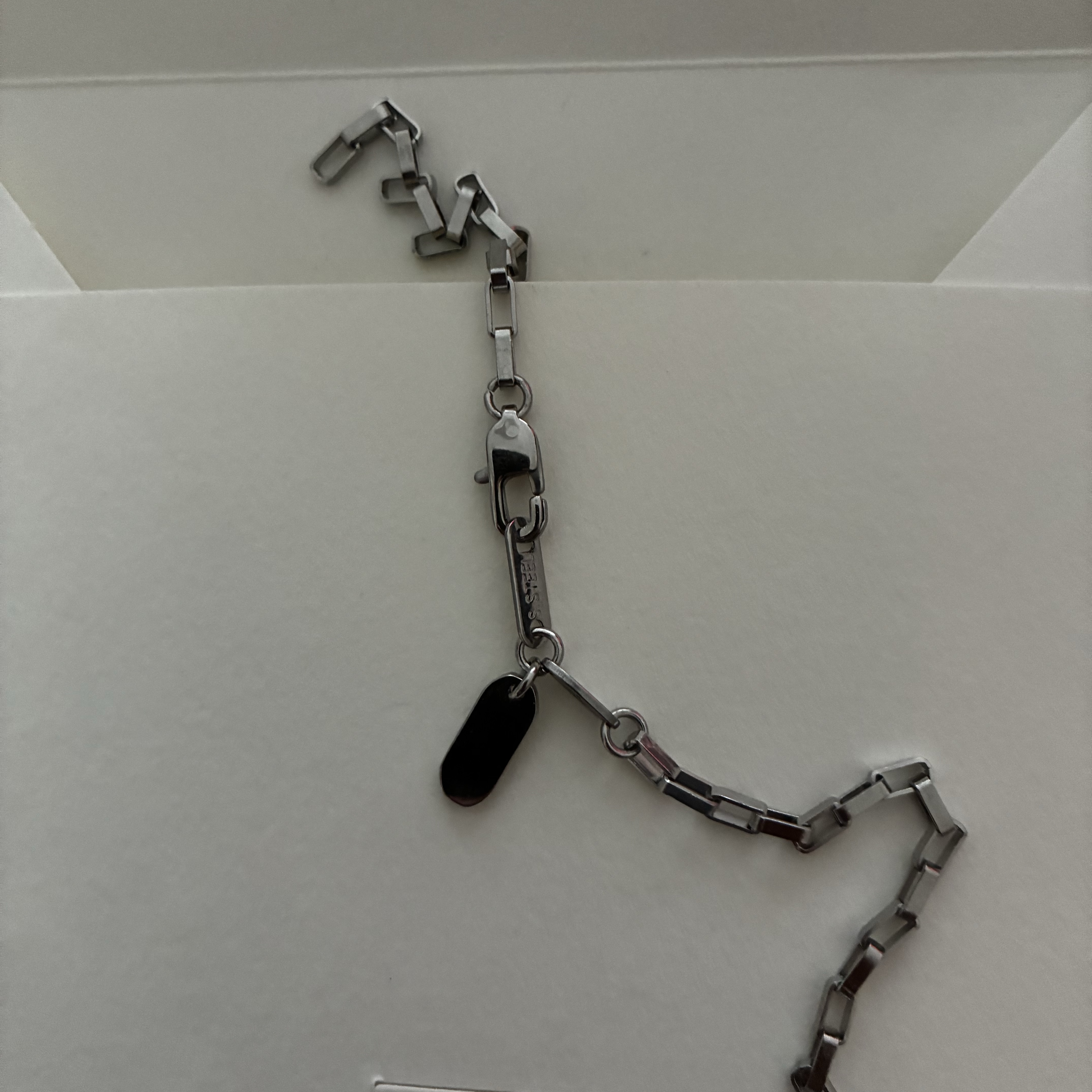 Riomeu Square Chain Bracelet 2mm 착용 스타일