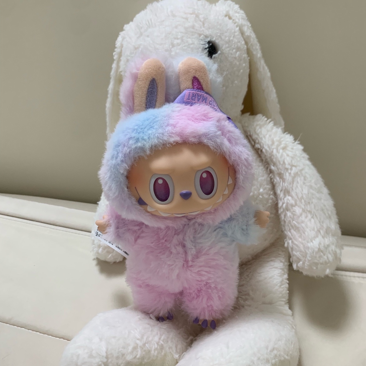 Pop Mart Labubu The Monsters Highlight Series Luck Keyring (Opened Case) 착용 스타일 - 1
