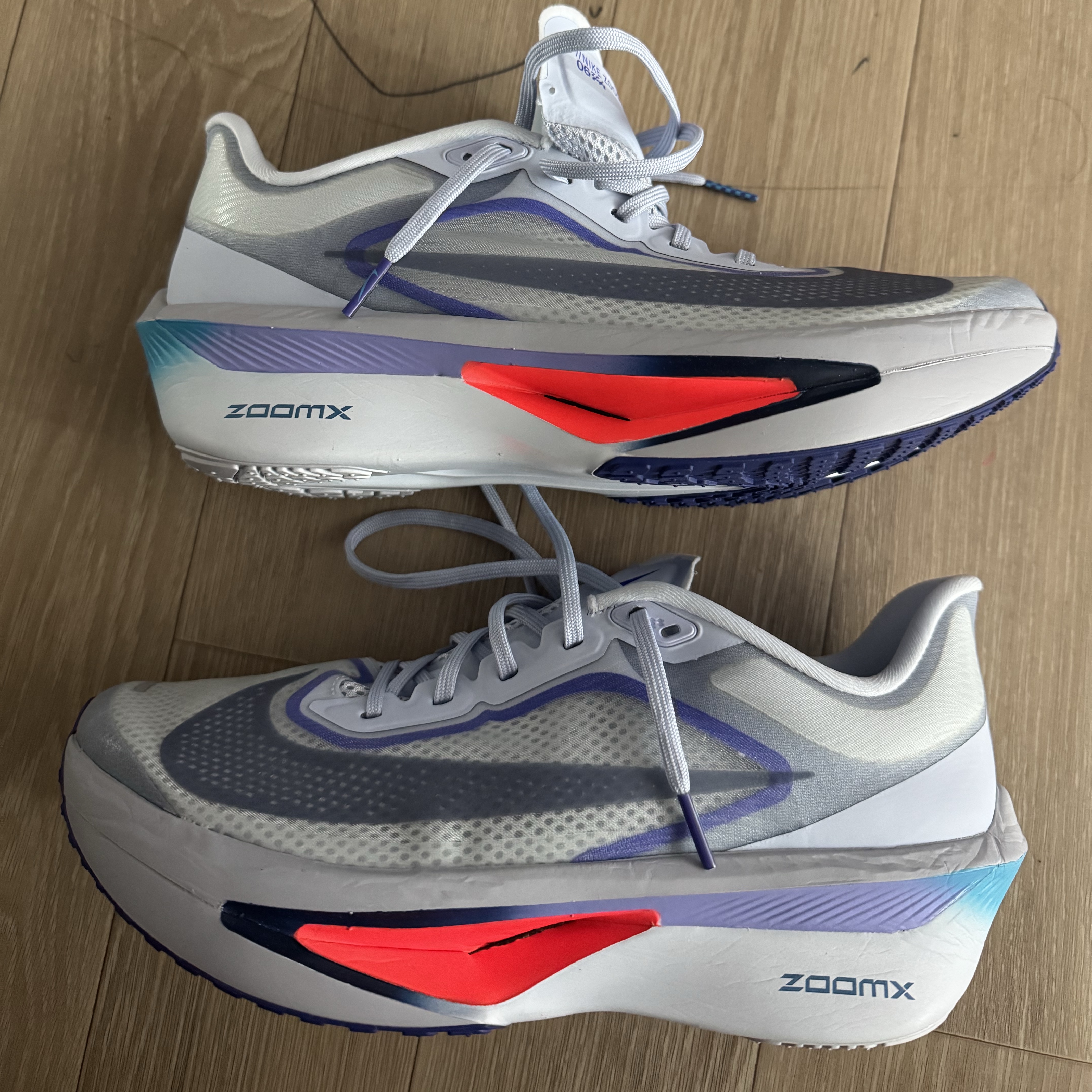 Nike Zoom Fly 6 Ghost Football Grey 착용 스타일