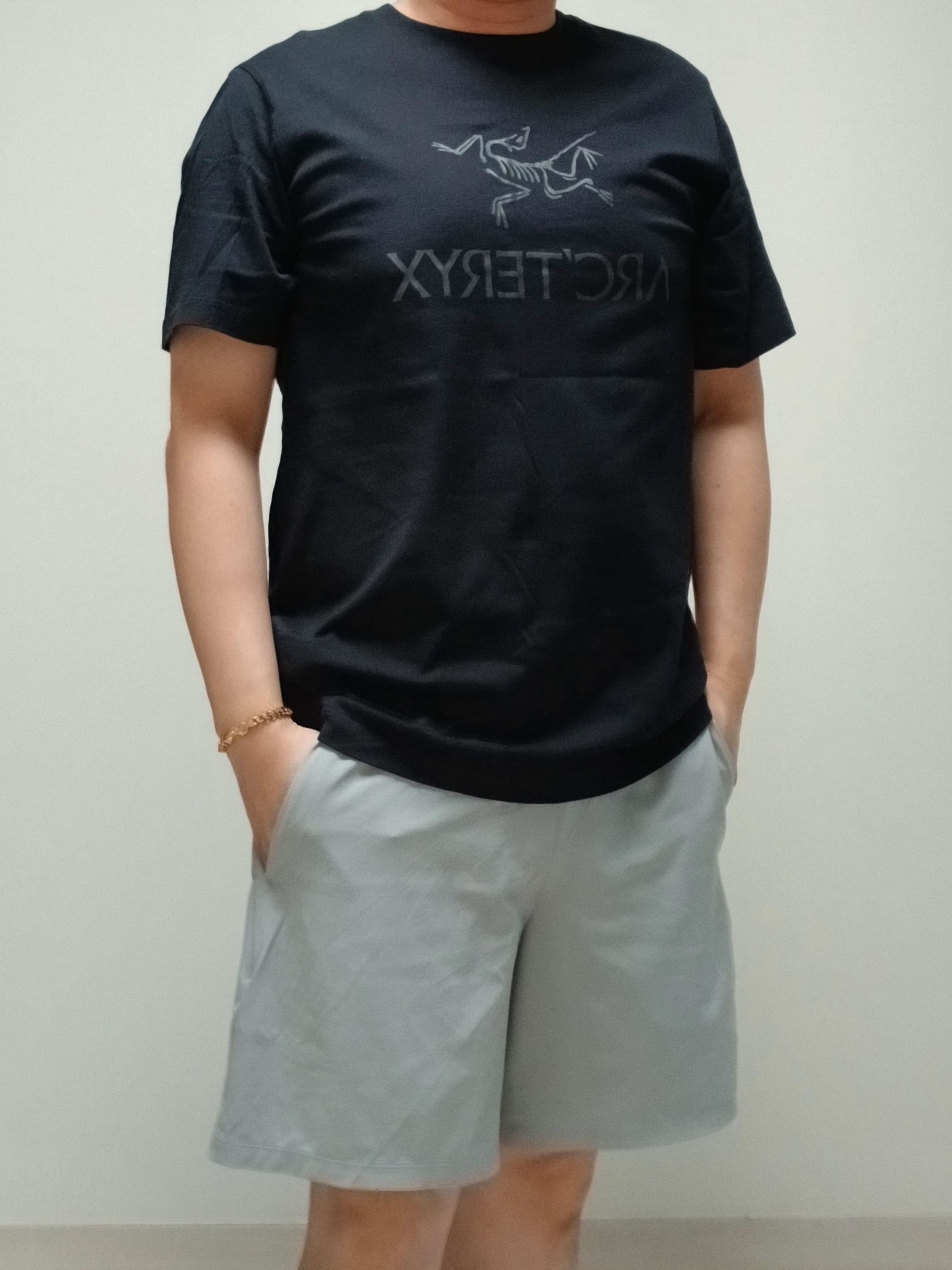 Arc'teryx Arc'word Logo SS T-Shirt Black, Arc'teryx Arc'word SS T-Shirt Black 착용 스타일 - 8