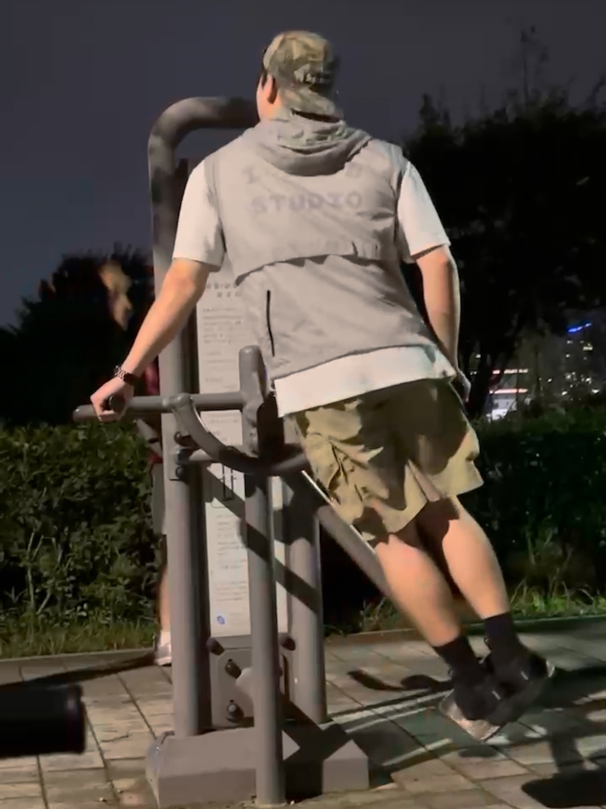 Nike x Comme des Garcons Homme Plus Air Pegasus 2005 Black, IAB Studio 10th Anniversary T-Shirt White 착용 스타일