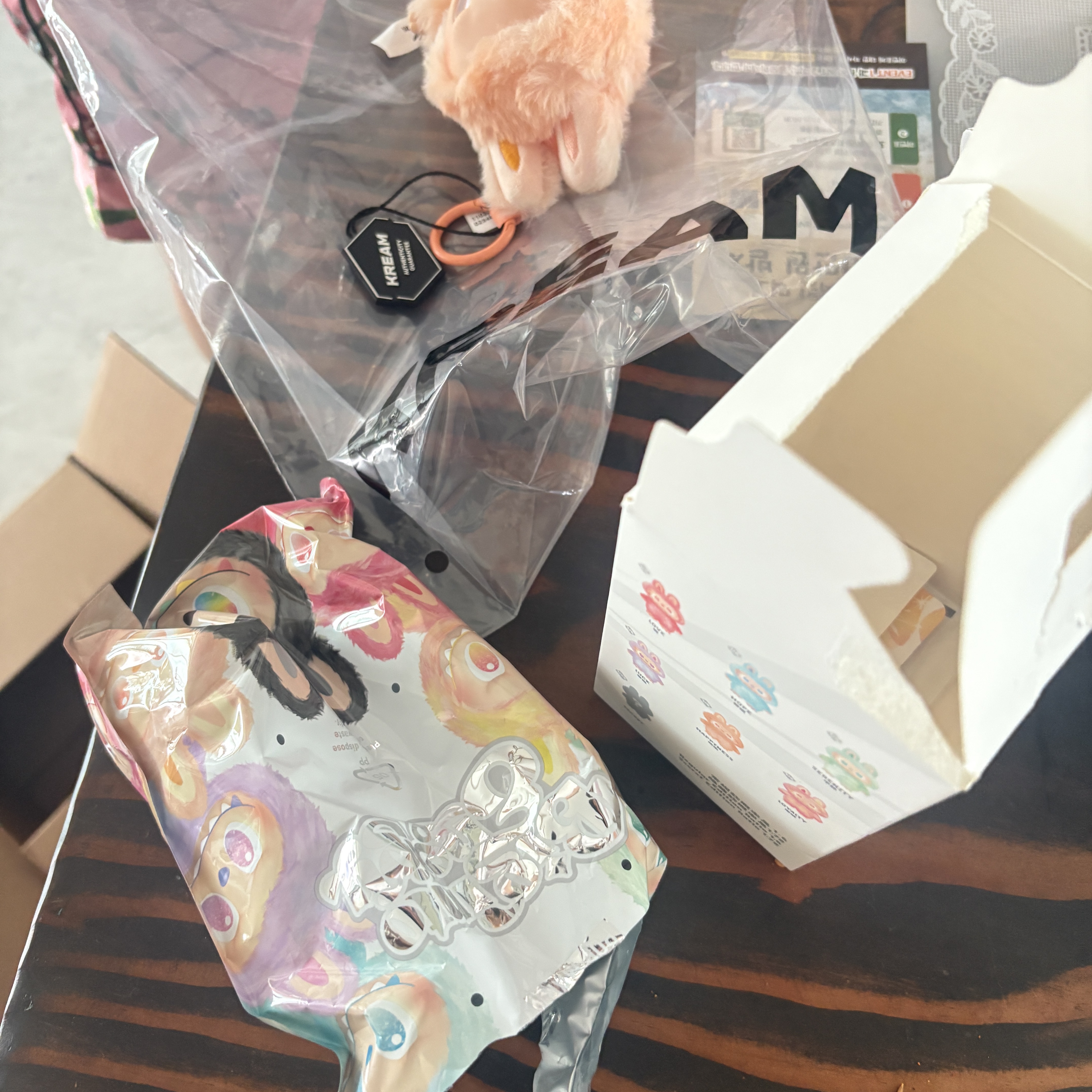 Pop Mart Labubu The Monsters Highlight Series Happiness Keyring (Opened Case) 착용 스타일 - 3