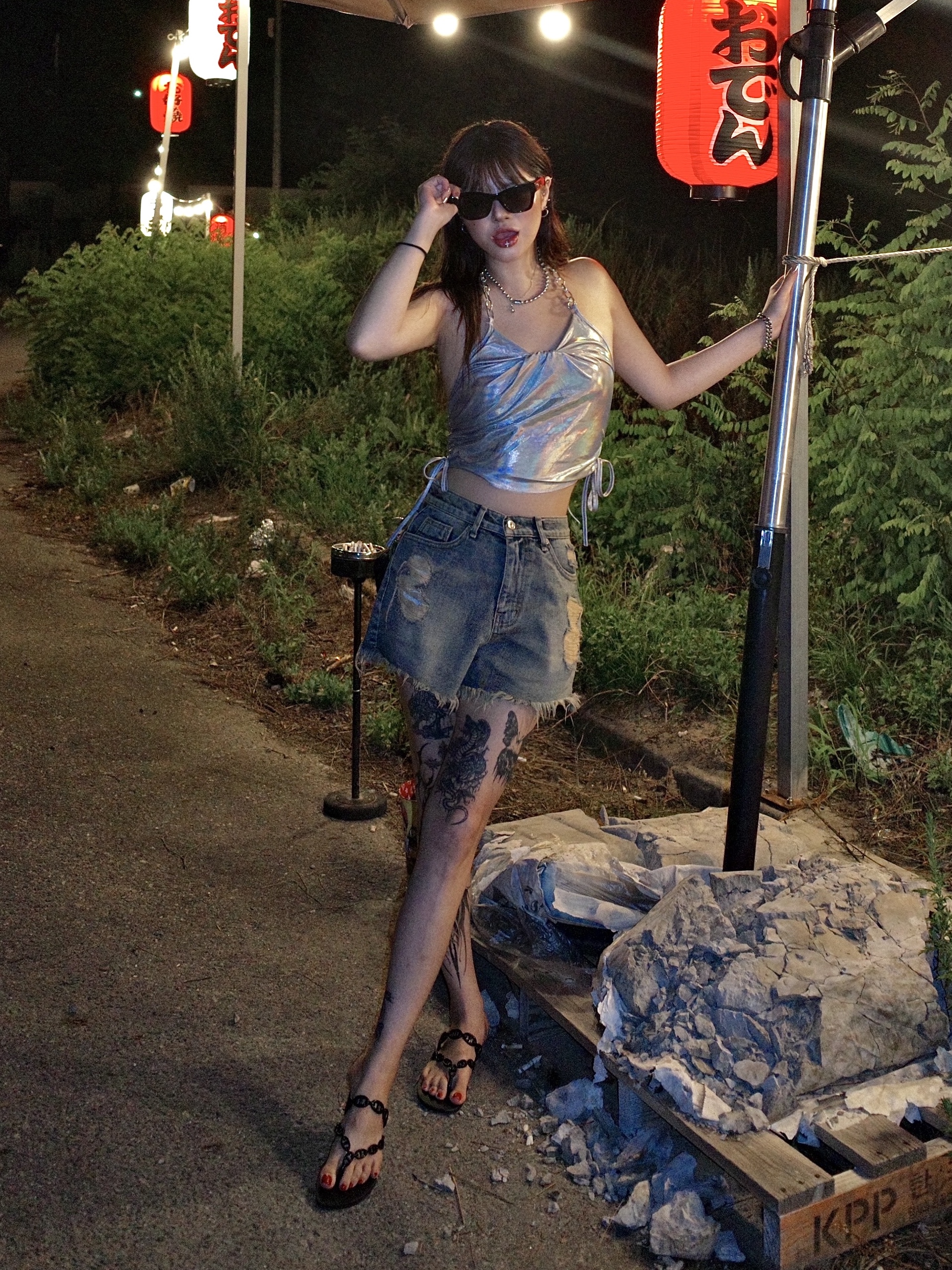 Chanel Square Sunglasses Acetate & Black Frame Grey Lenses Asian Fit, (W) Hermes Island Sandal & Noir 착용 스타일