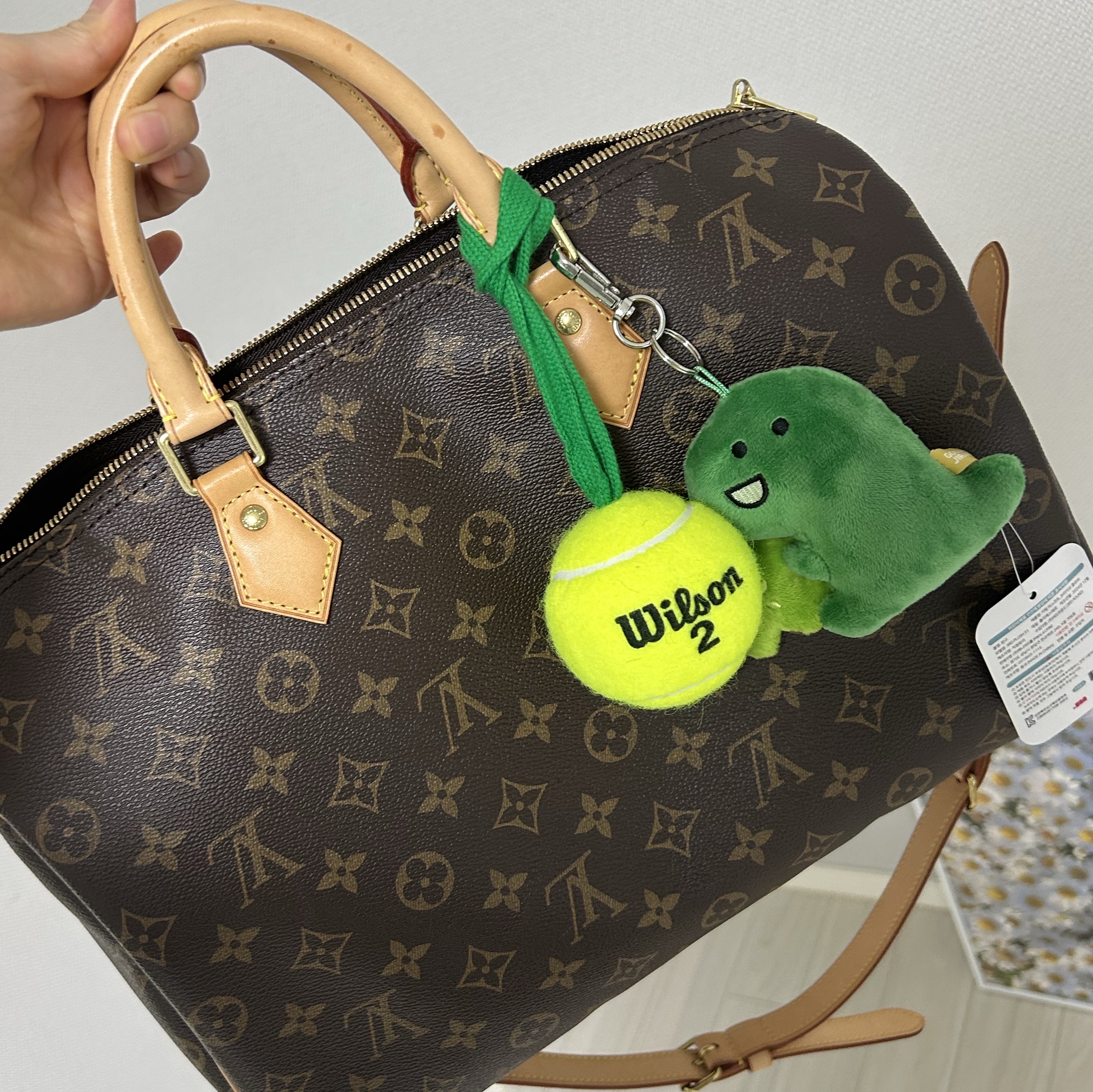 Many a Little Ggom Jirak Dino Key Ring Mascott Brachio(Clover), Louis Vuitton Speedy Bandouliere 35 Monogram 착용 스타일