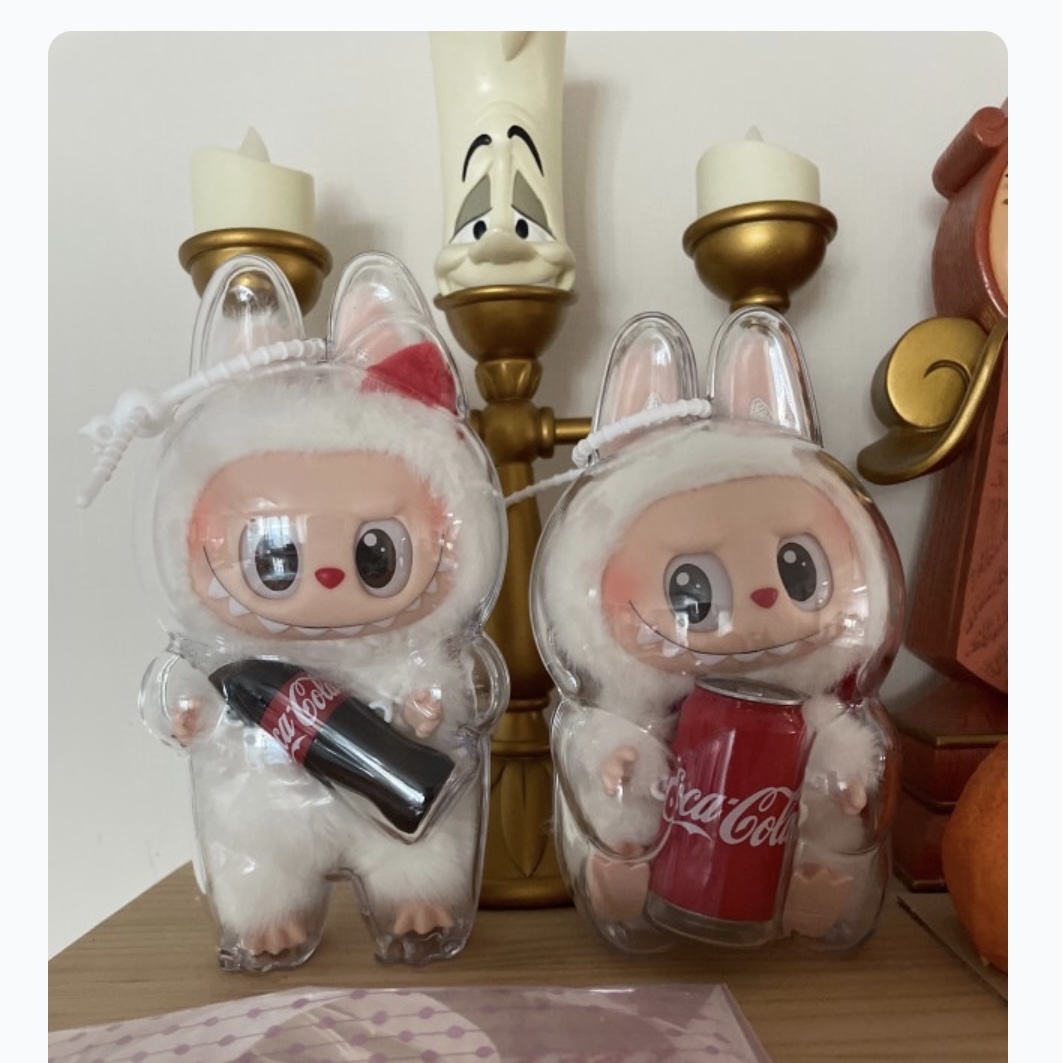 Pop Mart Labubu Coca Cola Series Surprise Shake Keyring (Opened Case) 착용 스타일
