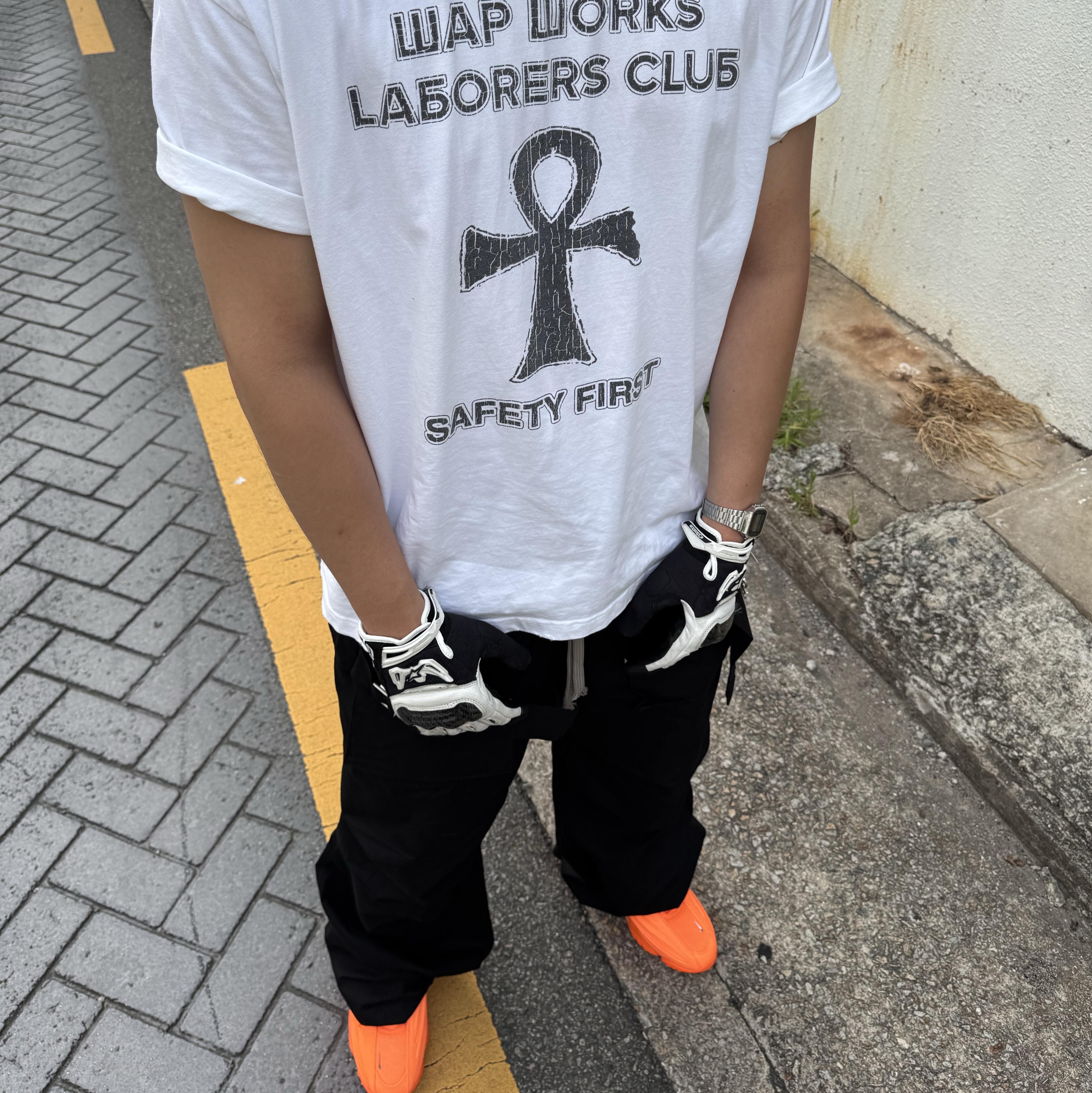 Wapworks Wide Safety Cargo Pants Black, Nike x Drake Nocta Hot Step 2 Total Orange 착용 스타일 - 4