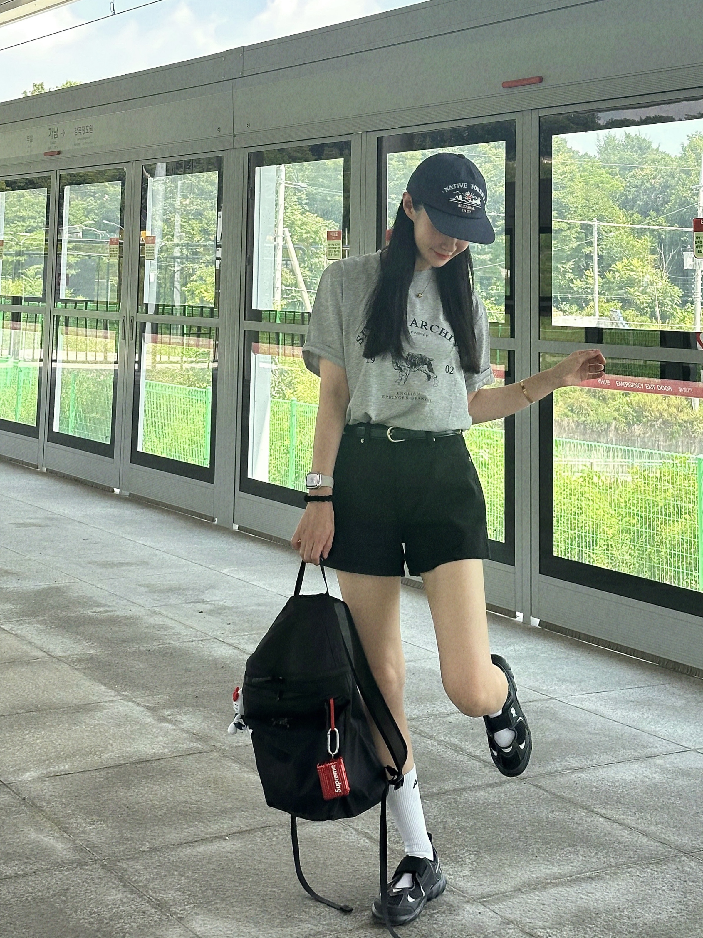 Enor Native Forest Ball Cap Navy, Arc'teryx Heliad 15 Backpack Black 착용 스타일 - 1