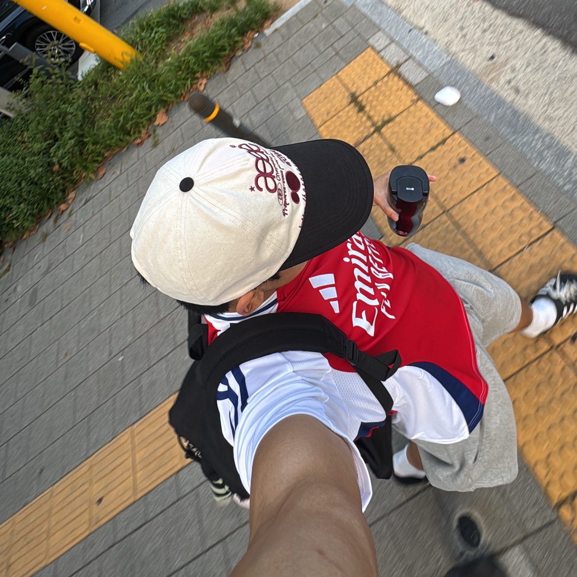 AEAE Web Logo 5 Pannel Ball Cap Ecru & Black, Adidas Adilette Clog Black White 착용 스타일