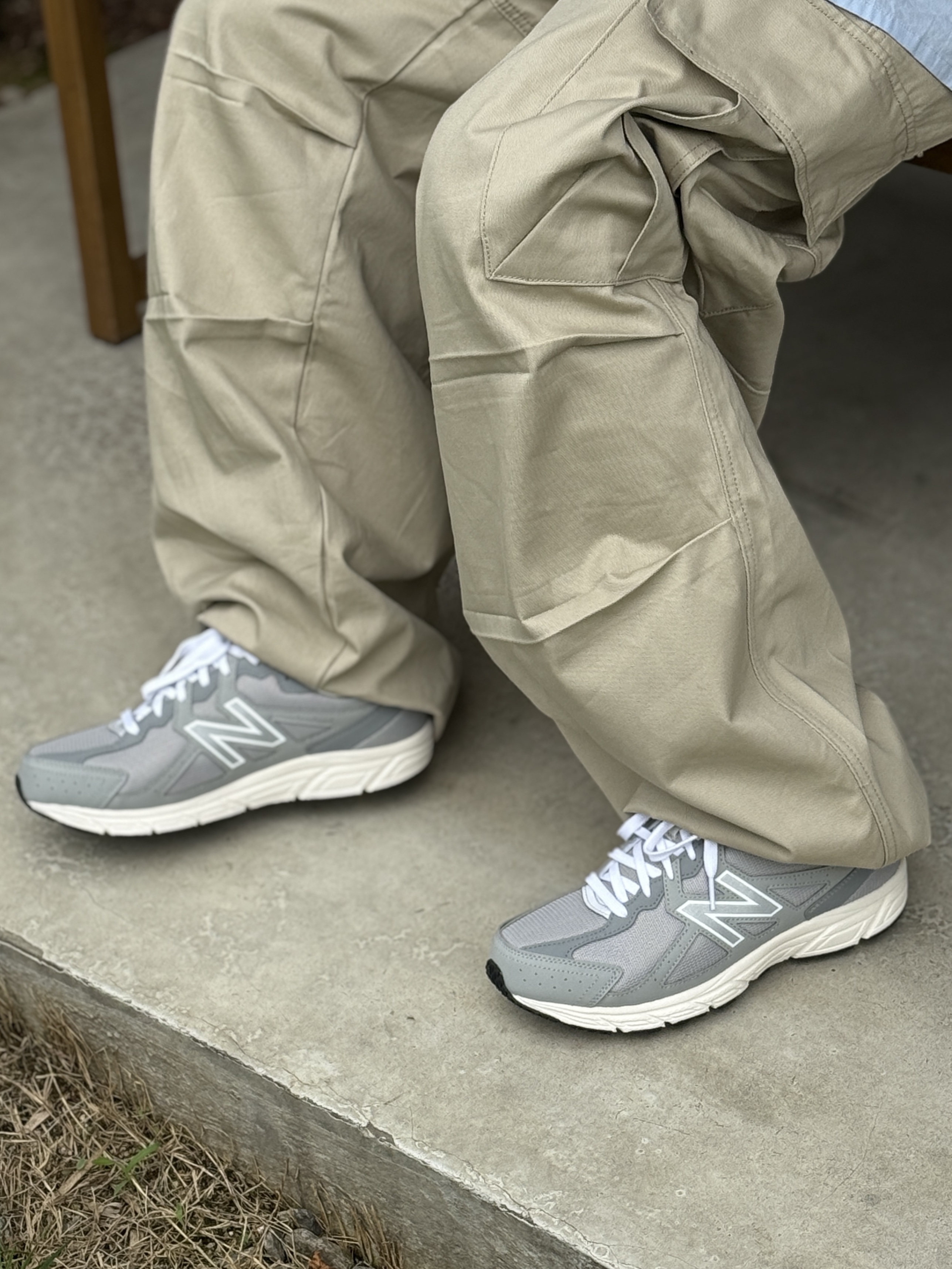 (W) New Balance 480v5 Gray - 4E XXWide, Sansan Gear Varied Cross Bag Beige - 25SS 착용 스타일 - 4