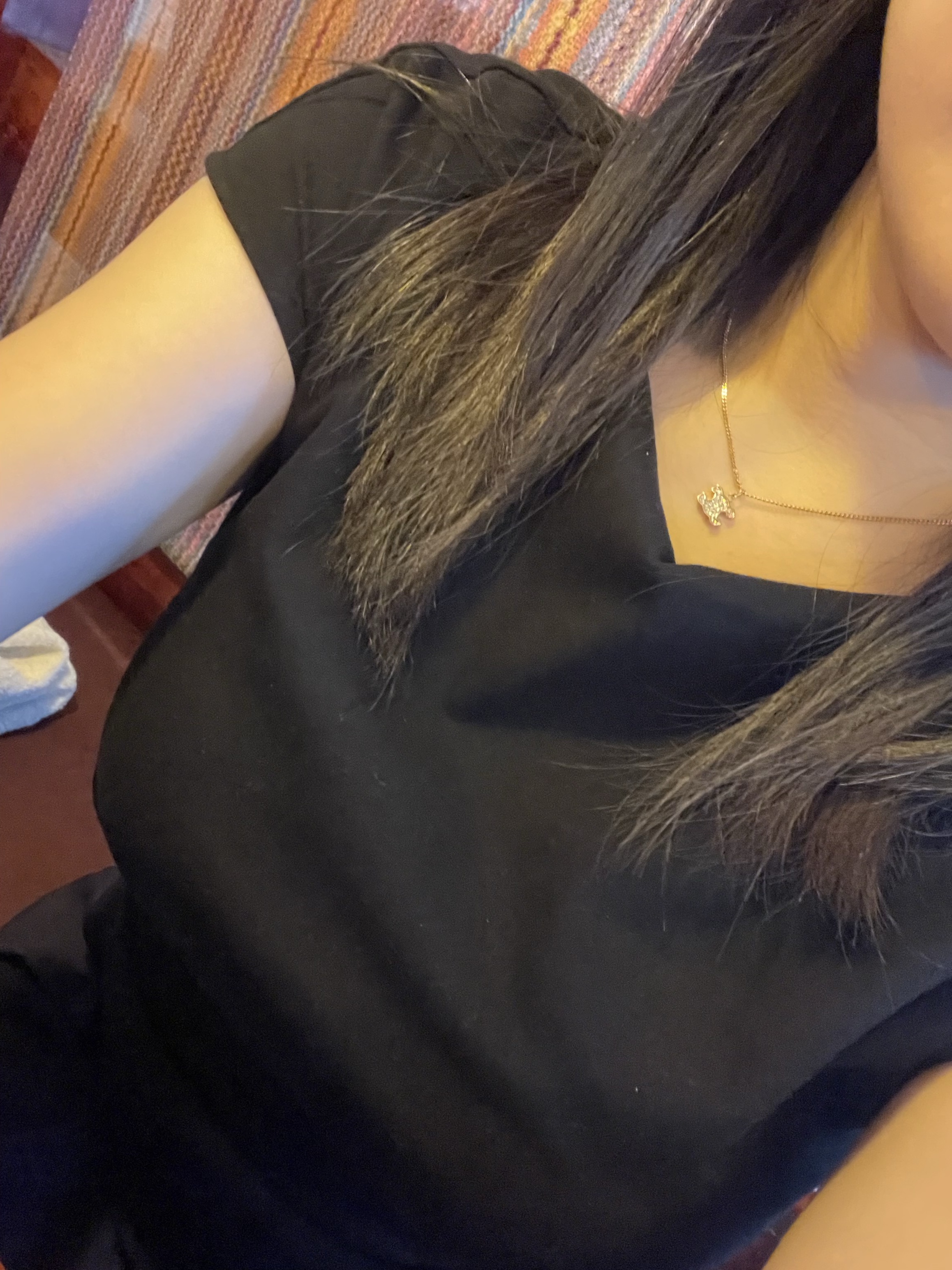 (W) Celine Triomphe Rhinestone Necklace in Brass with Gold Finish and Crystals Gold 착용 스타일