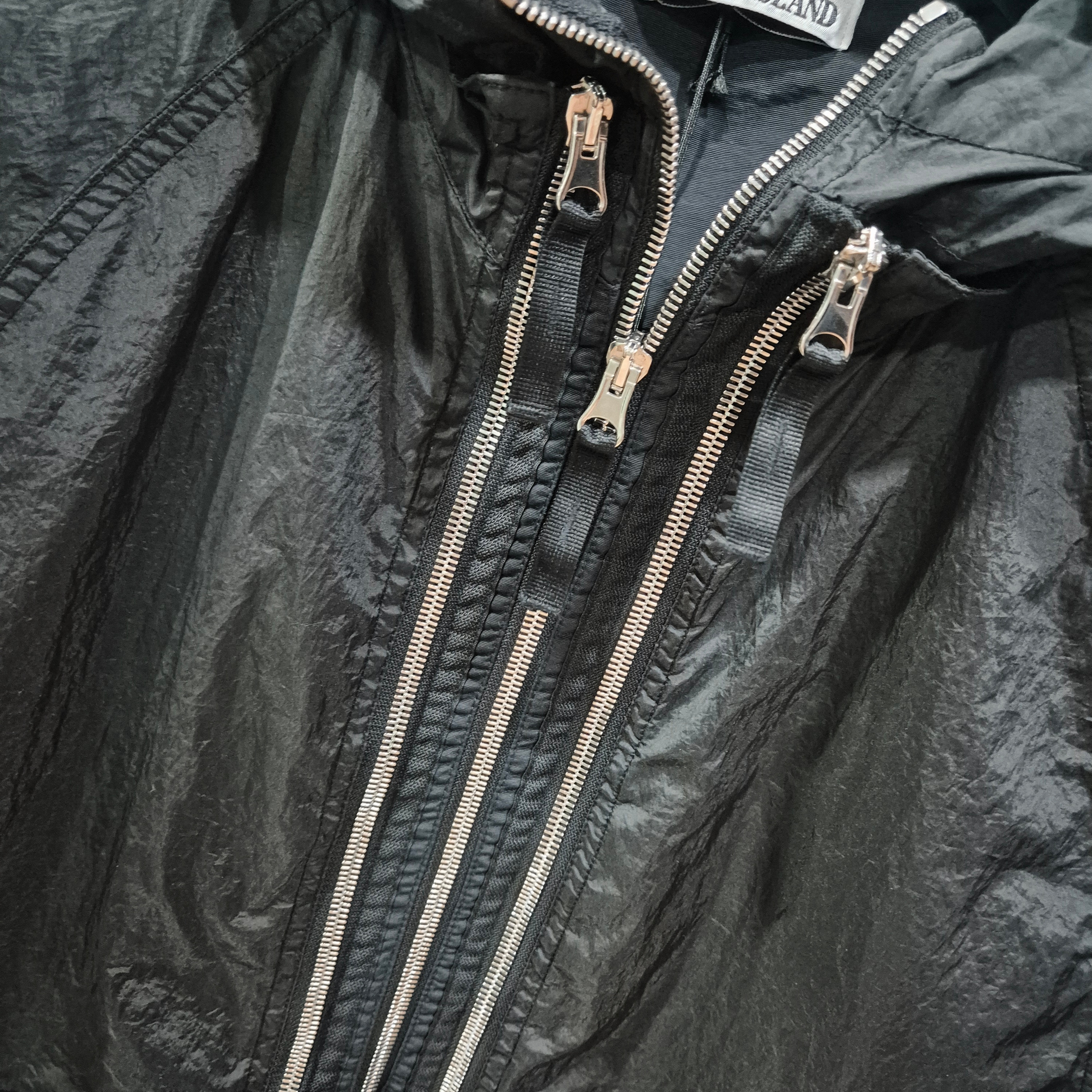 Stone Island 4100020 Nylon Metal watro Jacket Black - 25SS 착용 스타일 - 1