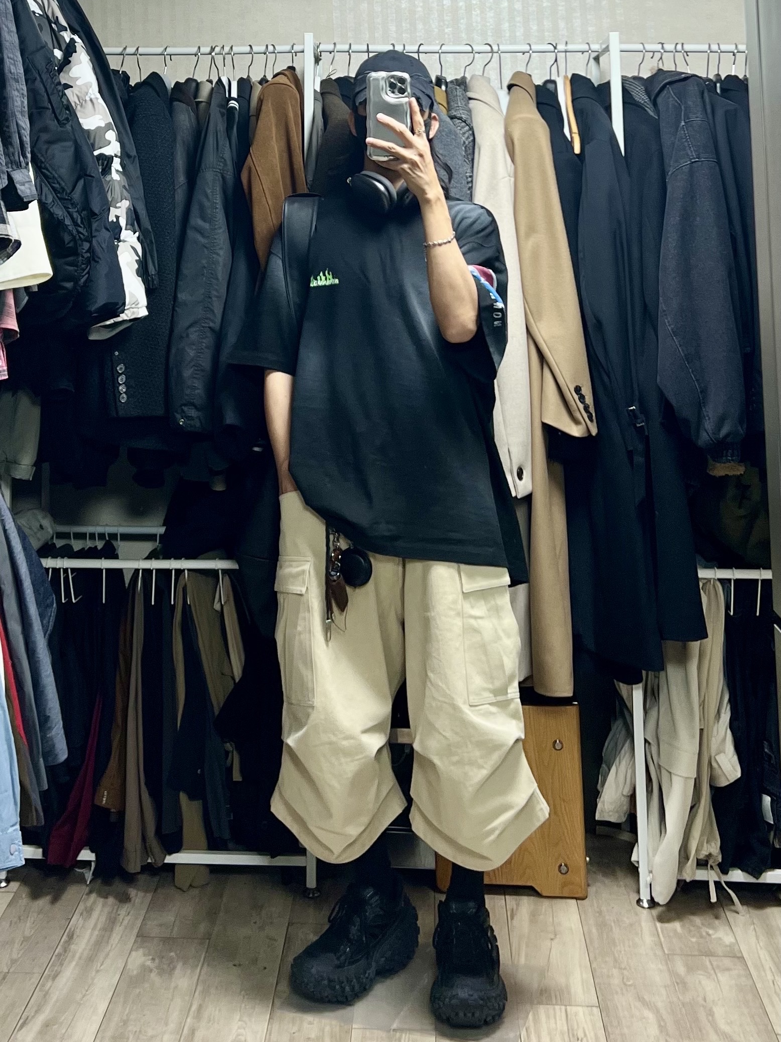 Nonnod Side cargo shorts Beige, Nonnod Side Cargo Shorts Beige 착용 스타일